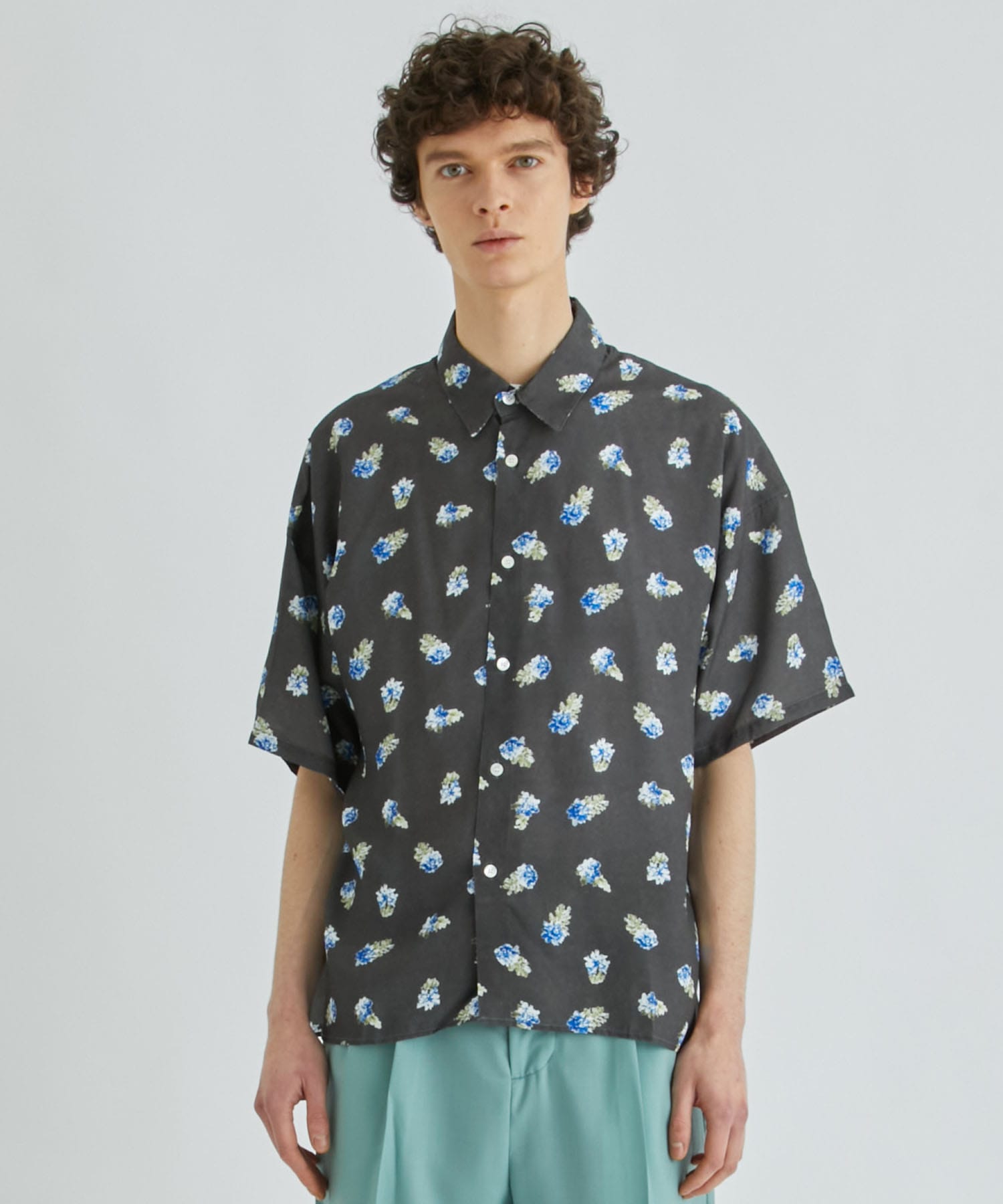 男女兼用 STUDIOUS×UNUSED Flower shirts | colegioneuzadutra.com.br