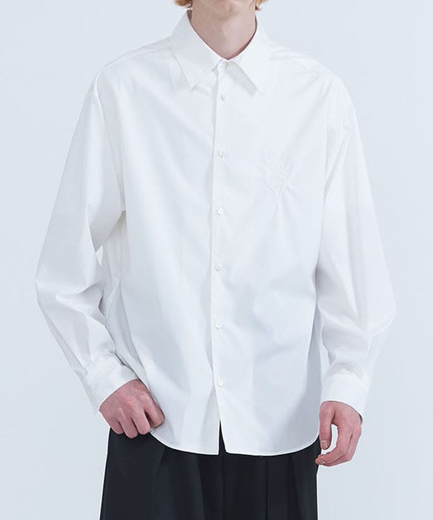 SHELL EMBRYOIDERY REGULAR SHIRT