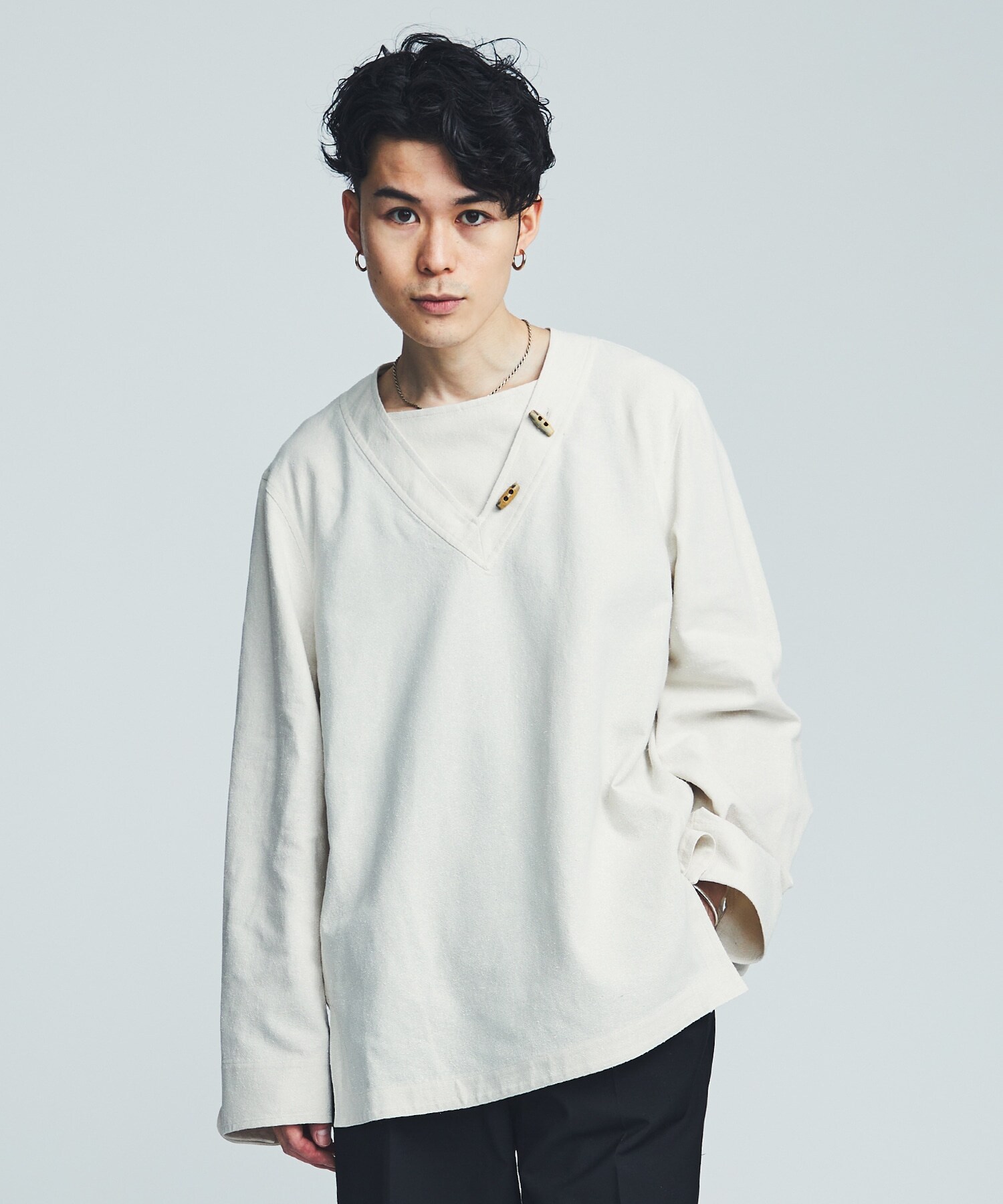 SQUARE NECK PULL OVER SHIRT