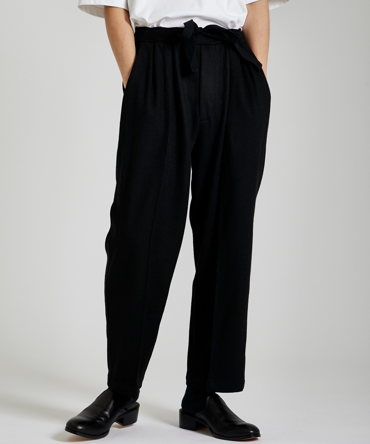 COMPRESSED WOOL EASY TROUSERS
