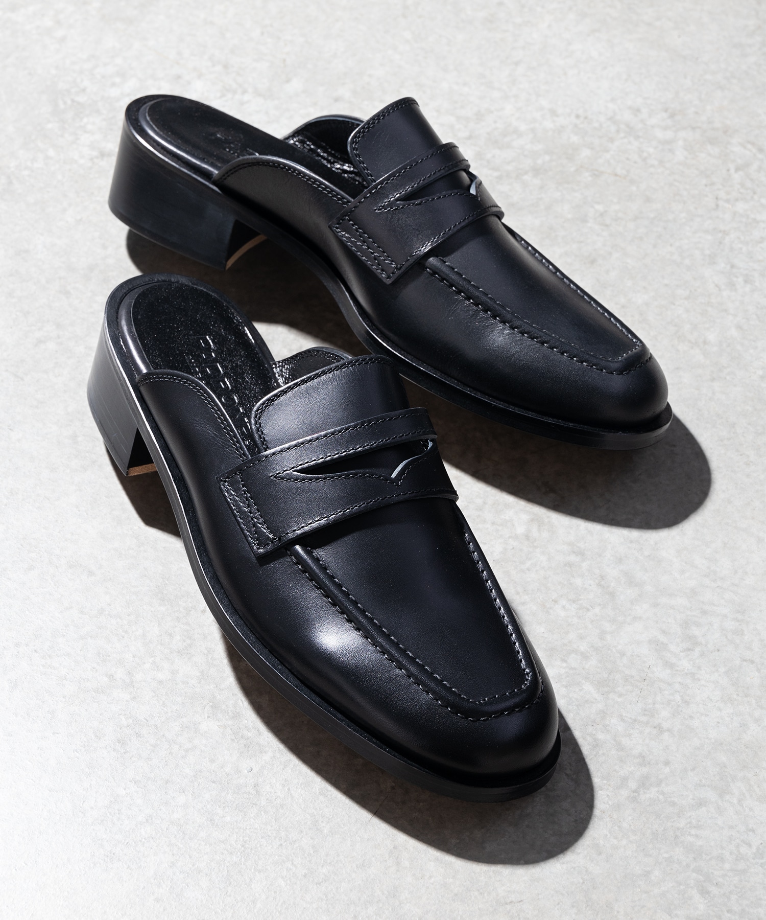 BL CUT OFF LOAFERS