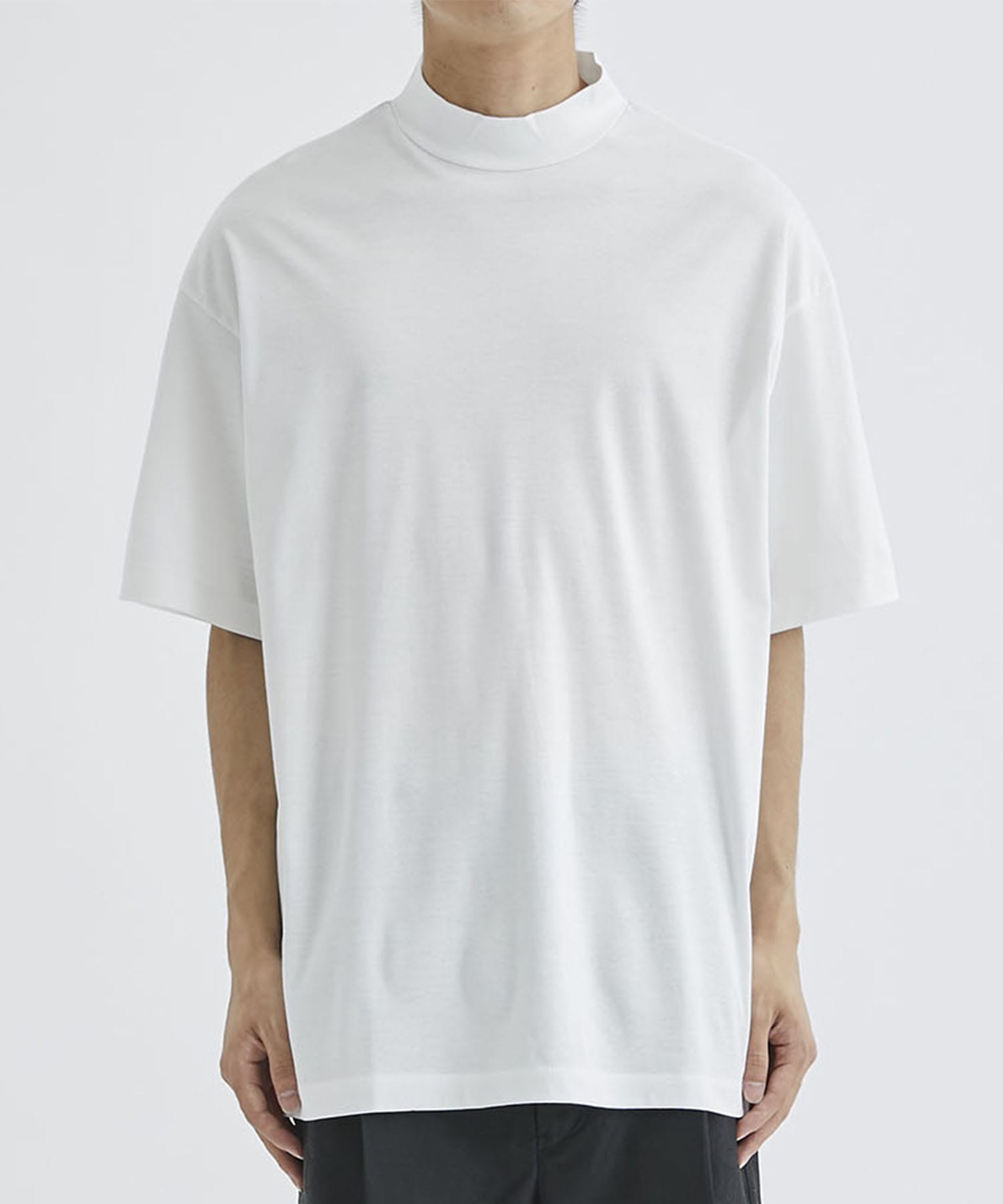 SUPERIOR PIMA COOTON MOCK-NECK TEE