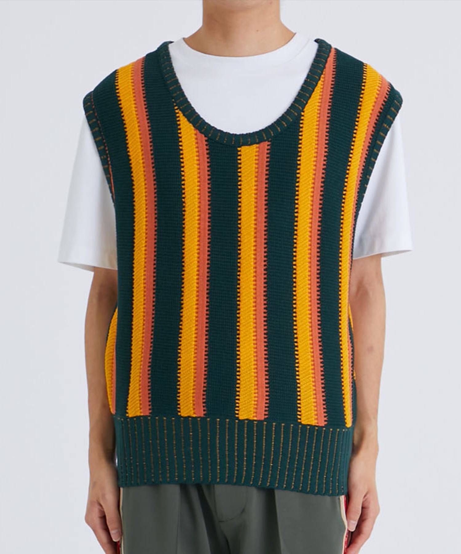 ROOTS KNIT VEST