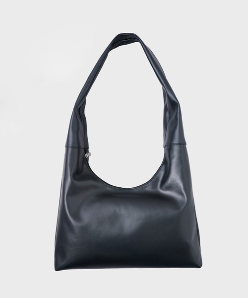 Oversize leather shoulder bag