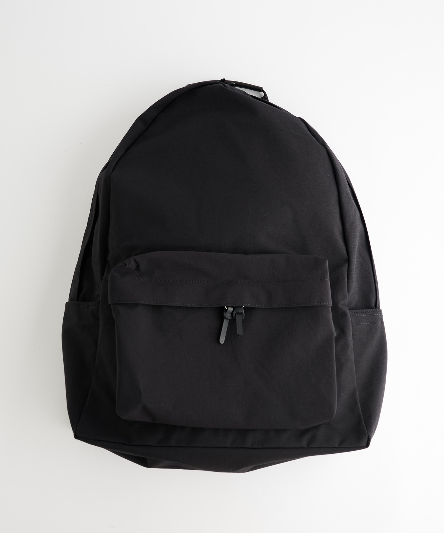 COMMUTE DAYPACK-SIMPLICITY