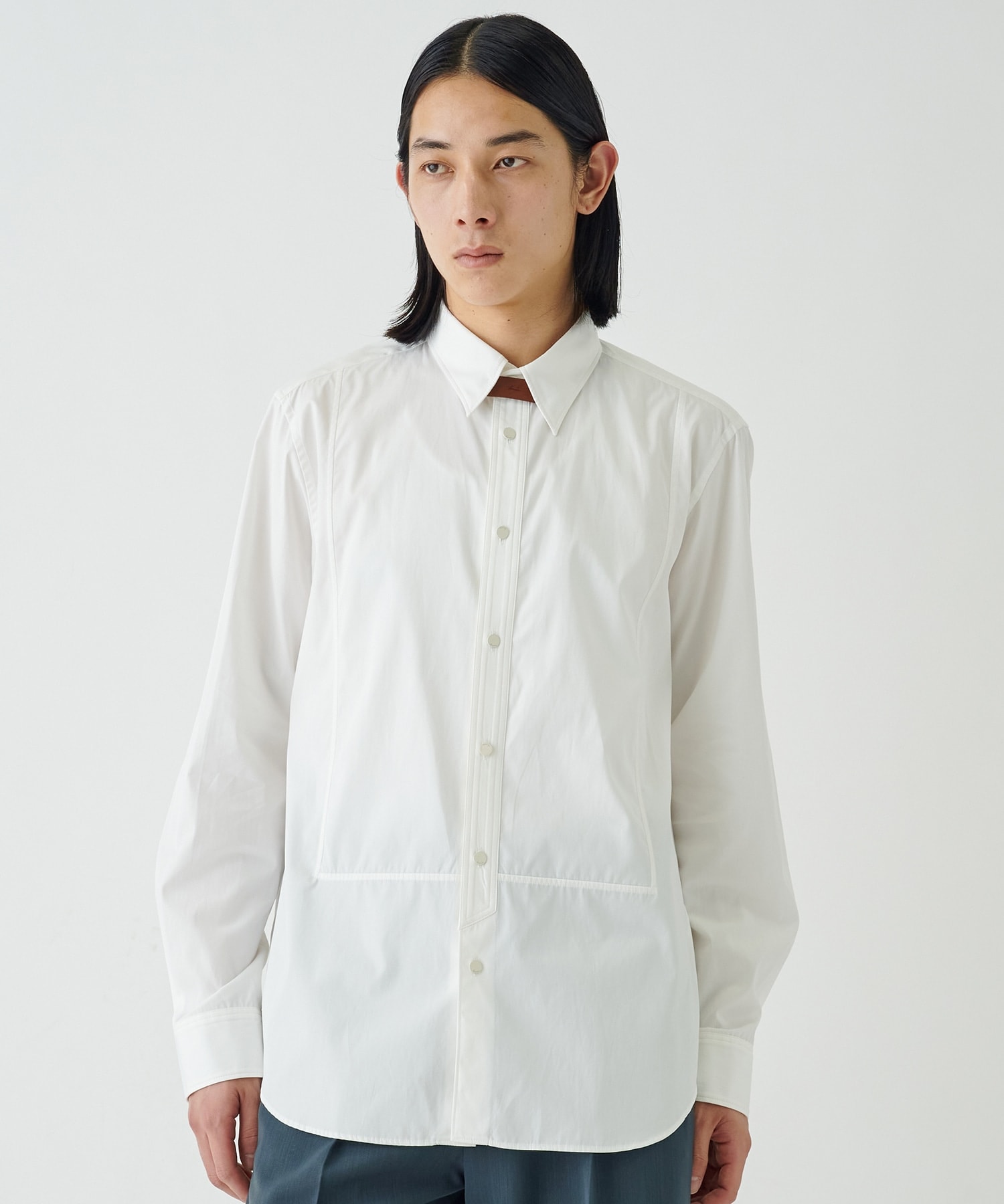 FRONT PANEL SHIRT WITH LEATHER TAB