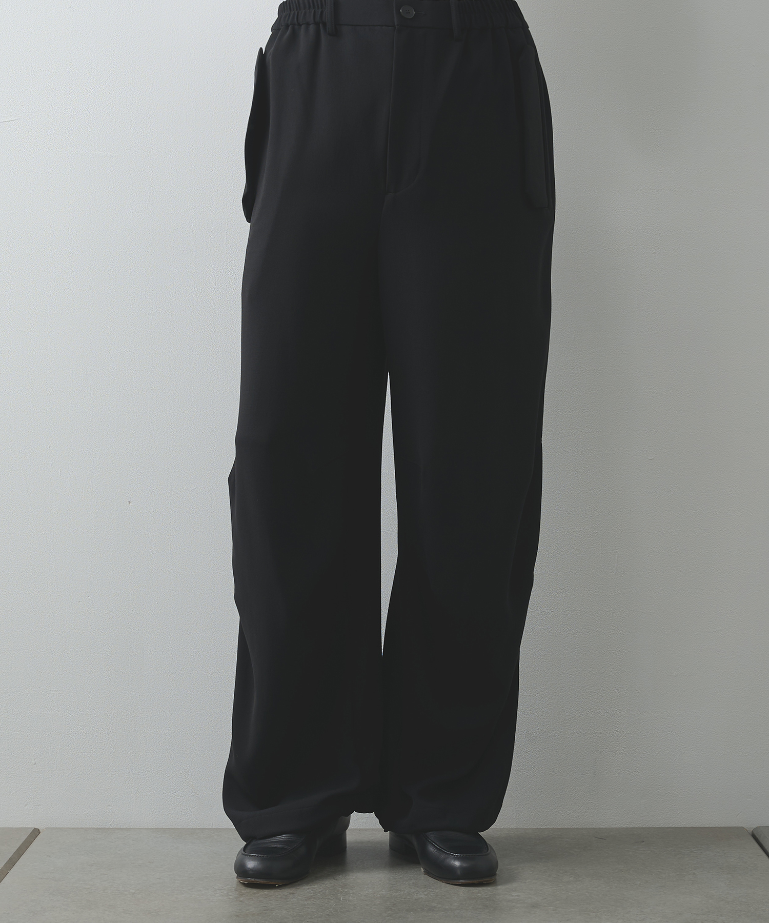 ESSENTIAL RELAX WIDE PANTS