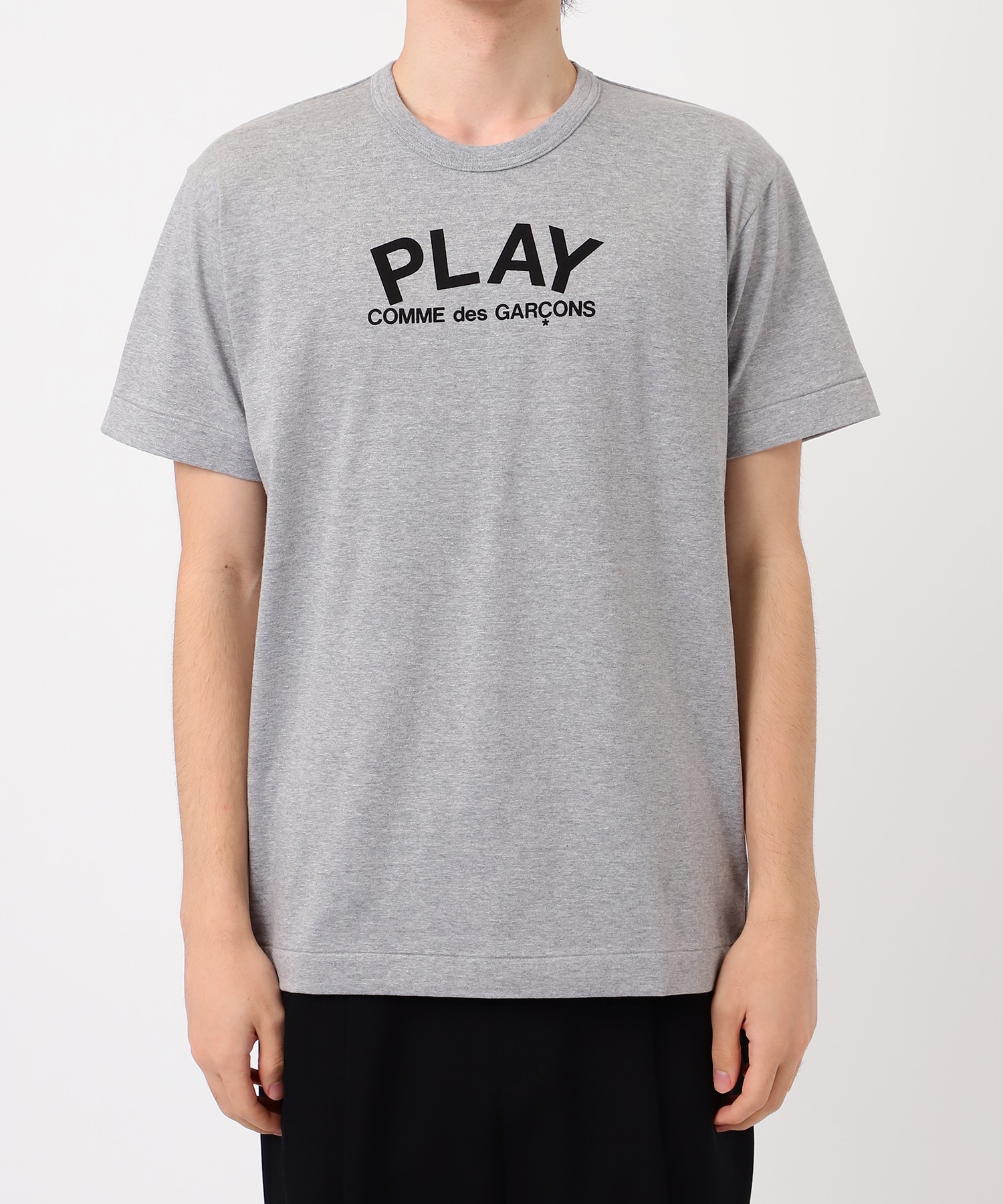 AX-T072-051　T-SHIRT LOGO PRINT PLAY LOGO