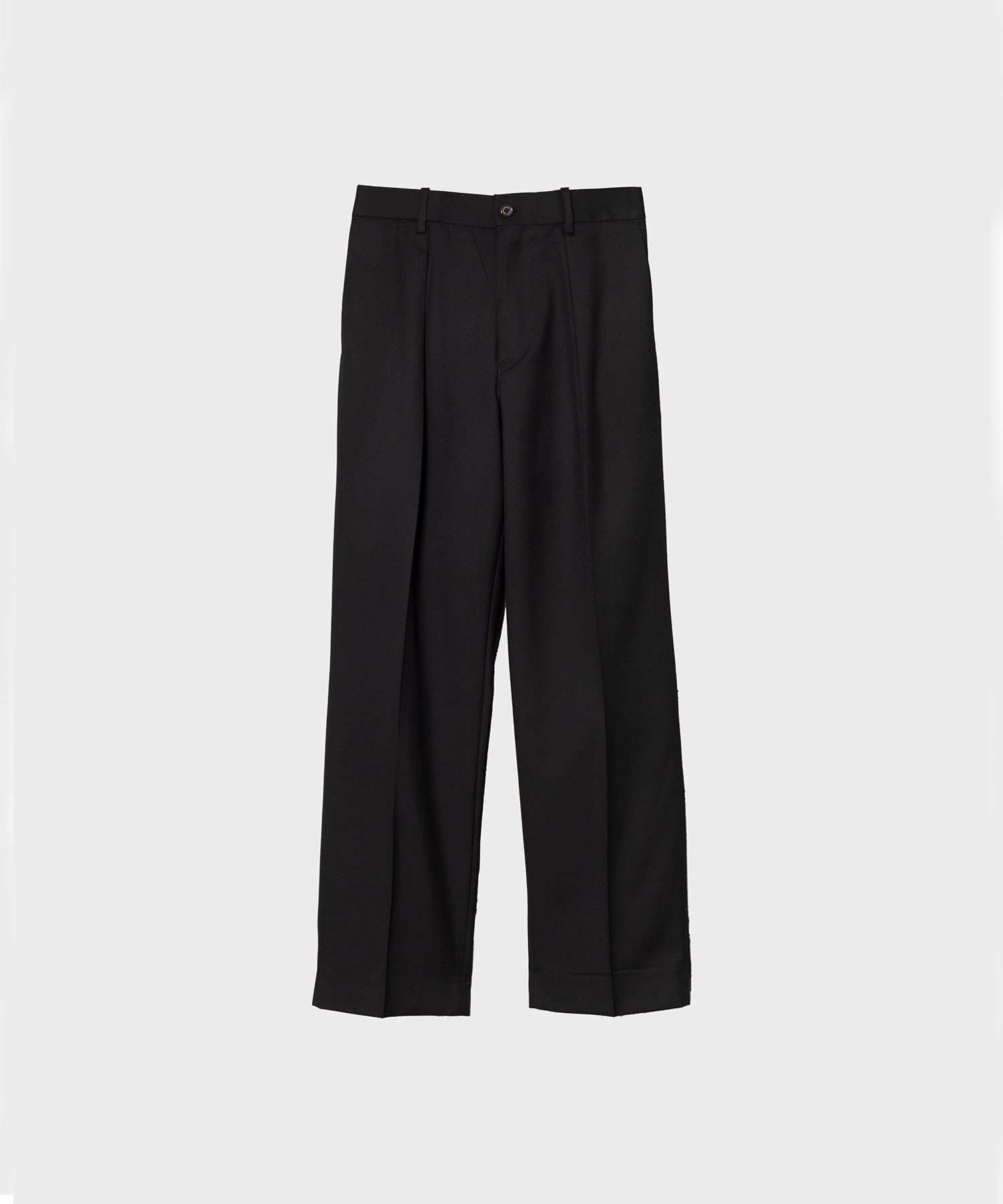 ONE TUCK TAPERED TROUSERS