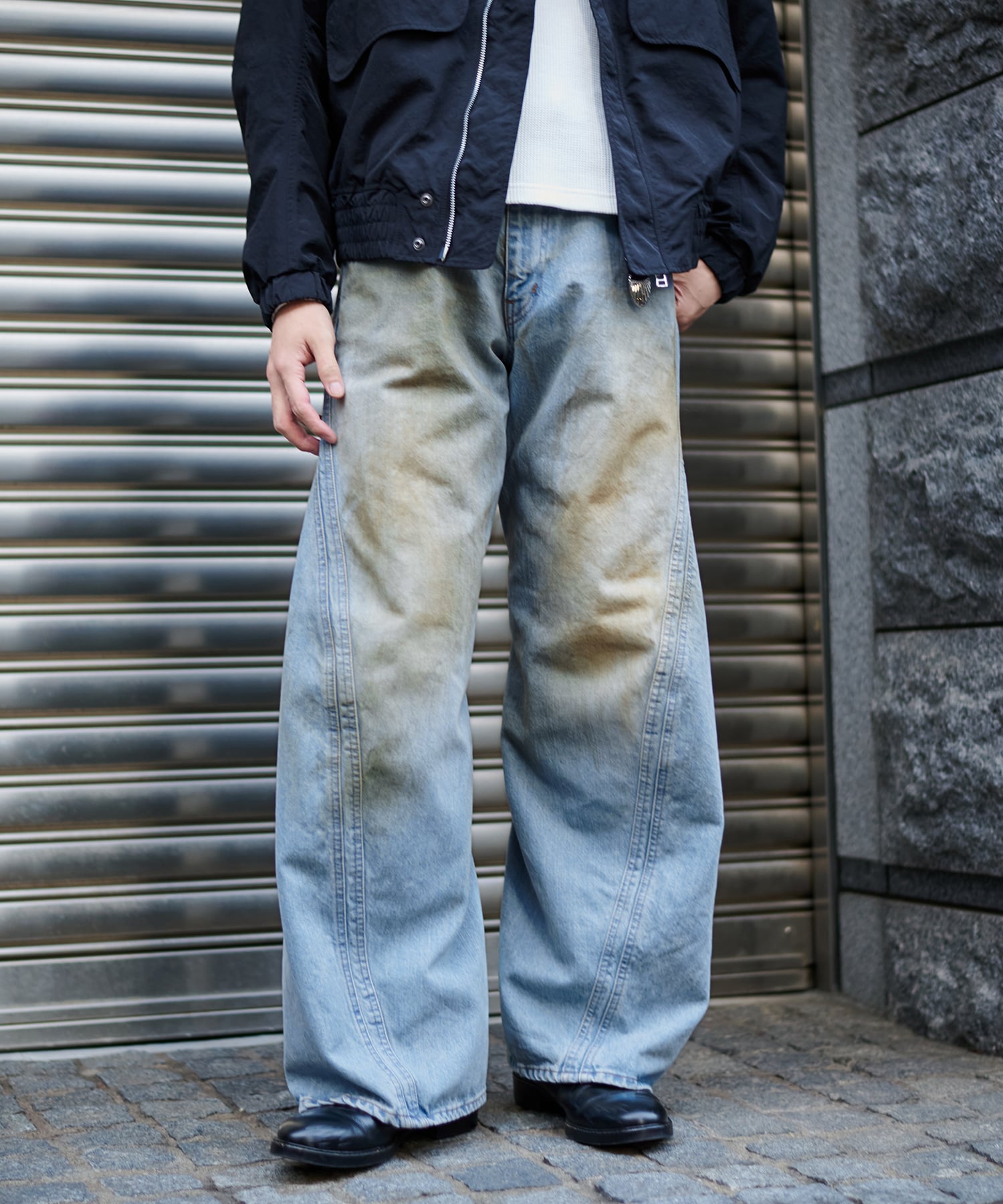 〈別注〉3D TWISTED JEANS