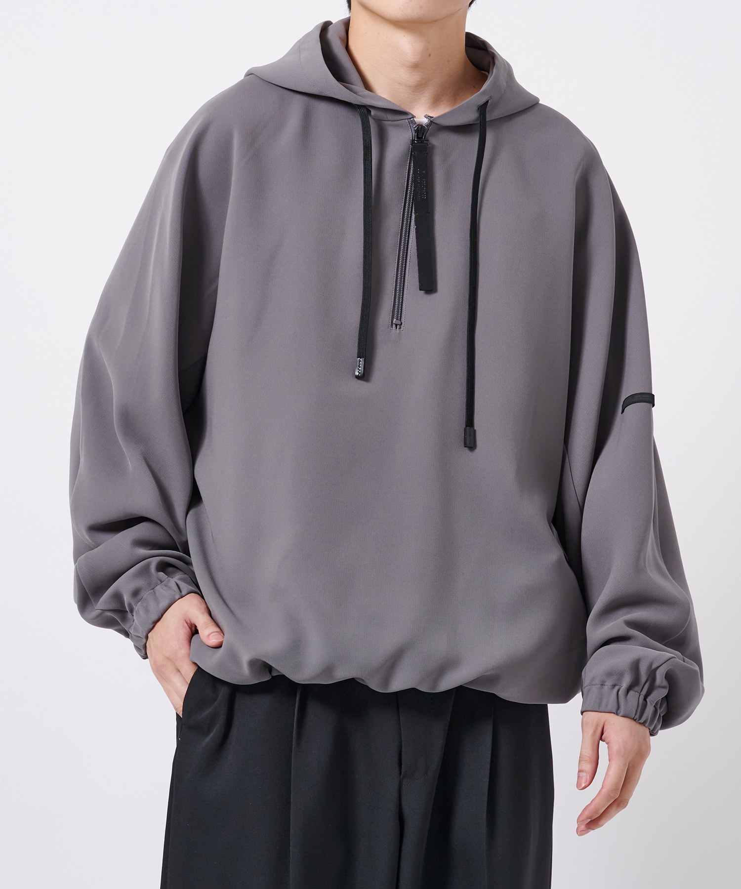 〈別注〉ZIP PULLOVER FOODIE