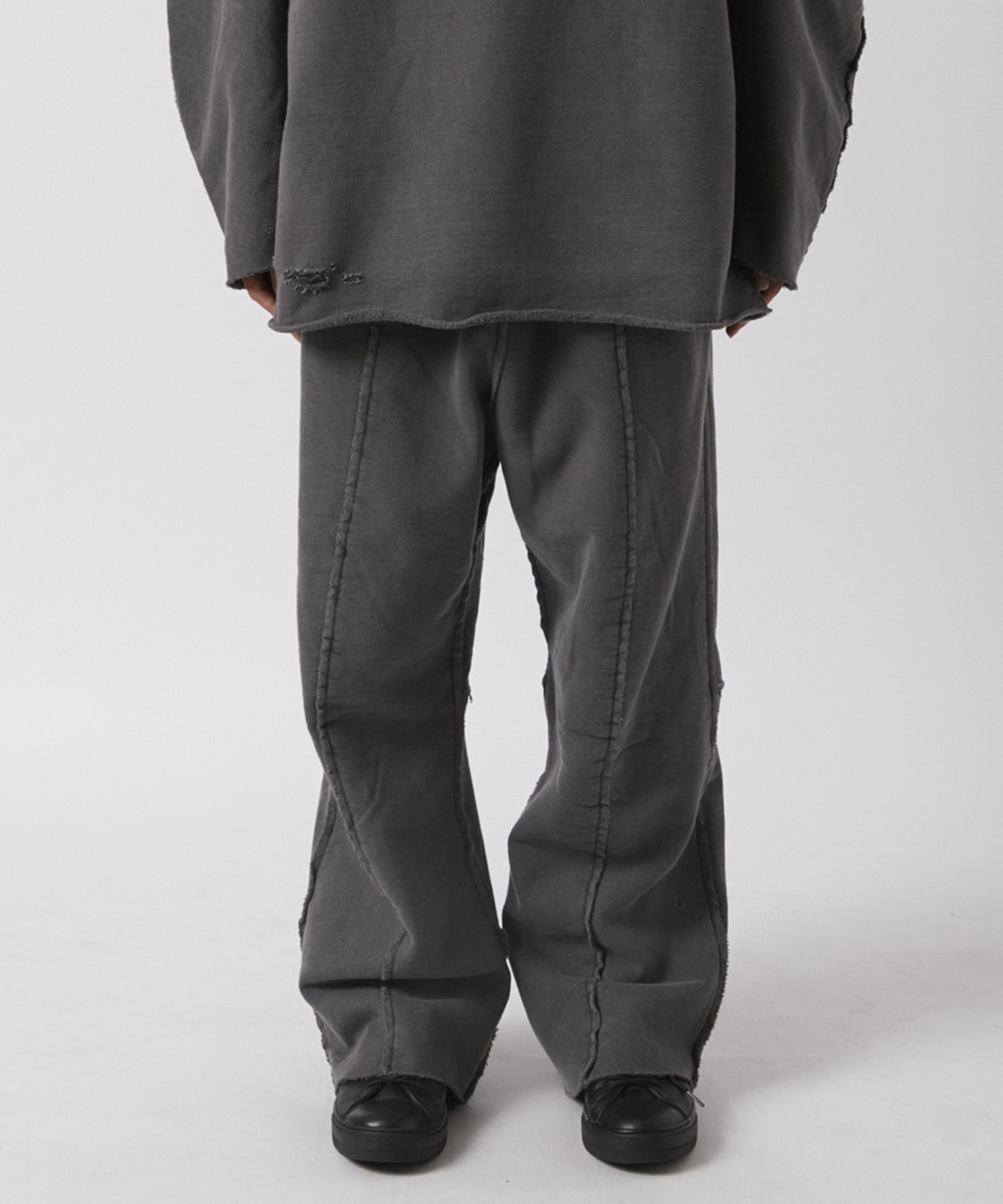 CUT OFF BROCKEN SWEAT 3D PANTS