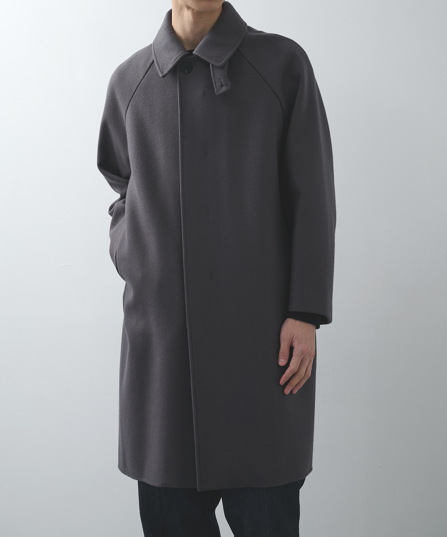 RIVER MELTON BAL COLLAR COAT