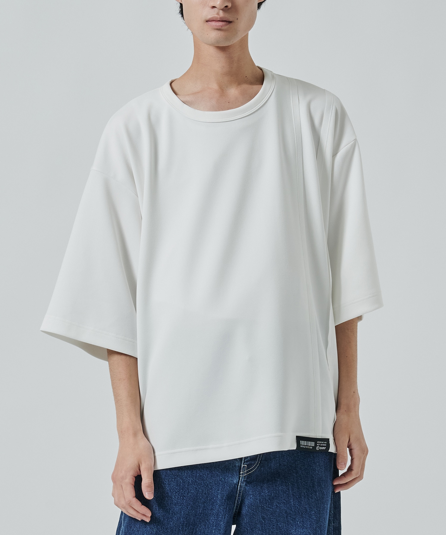 OVERSIZED TEE