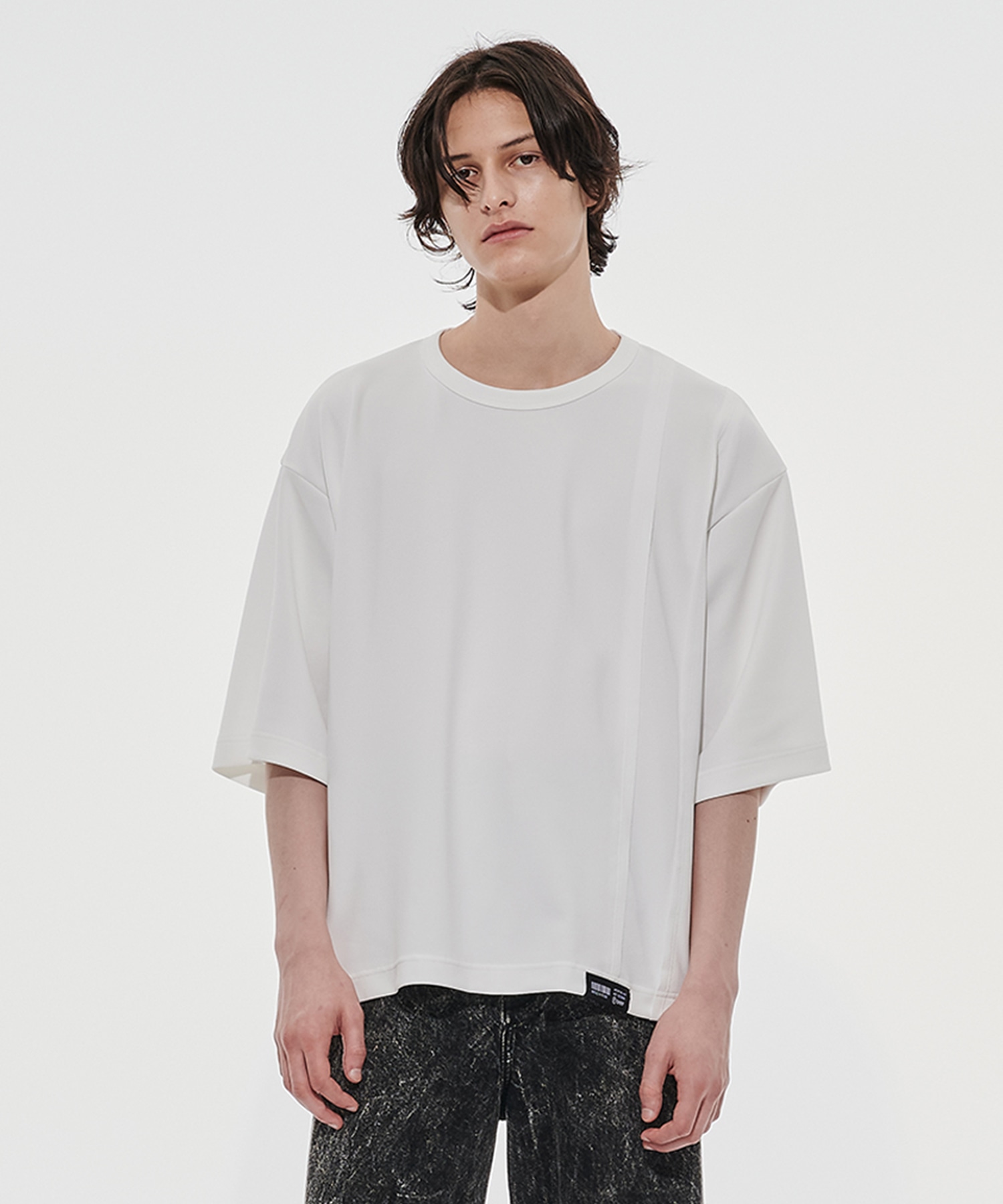 OVERSIZED TEE
