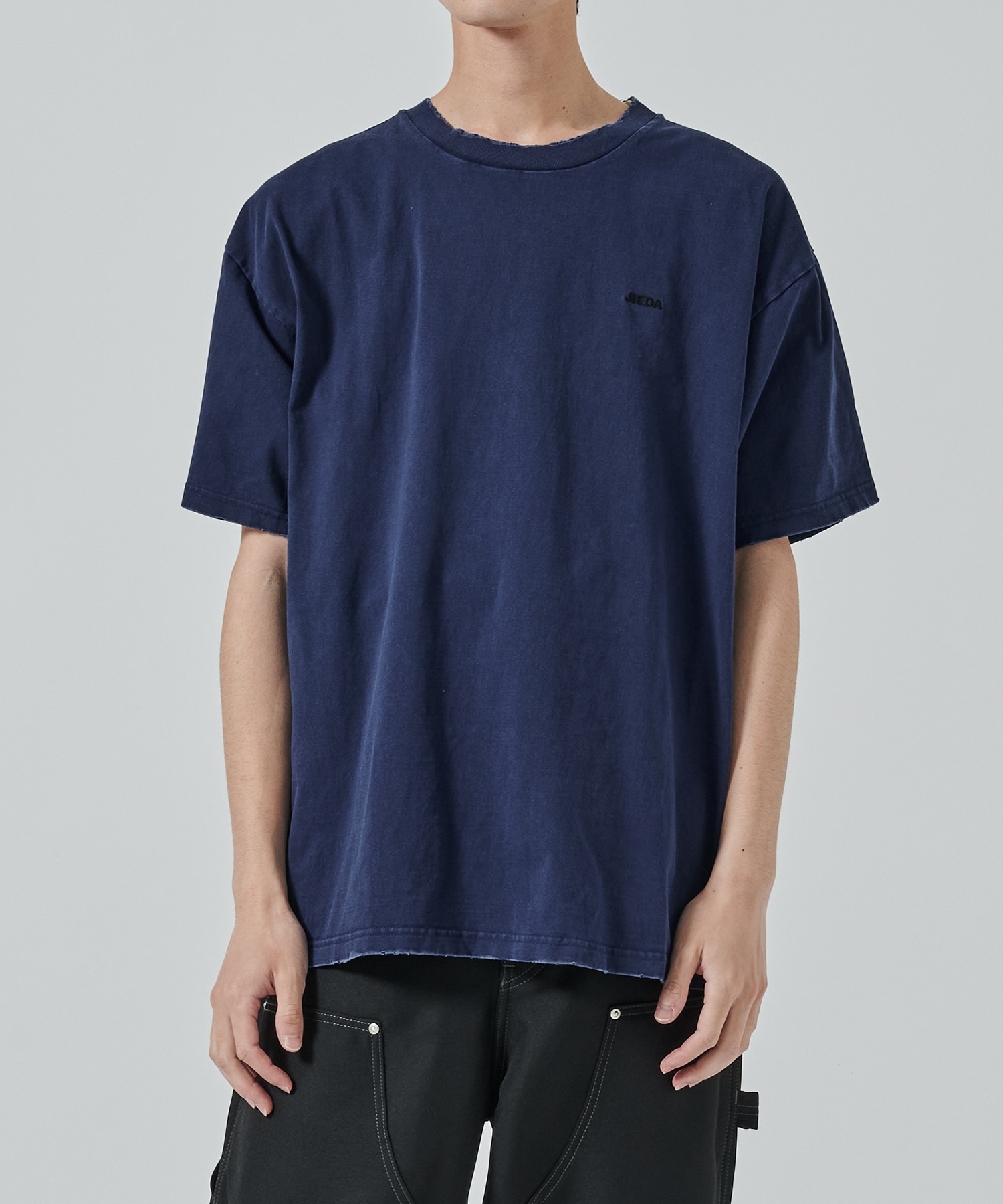 DAMAGE PIGMENT LOGO TEE