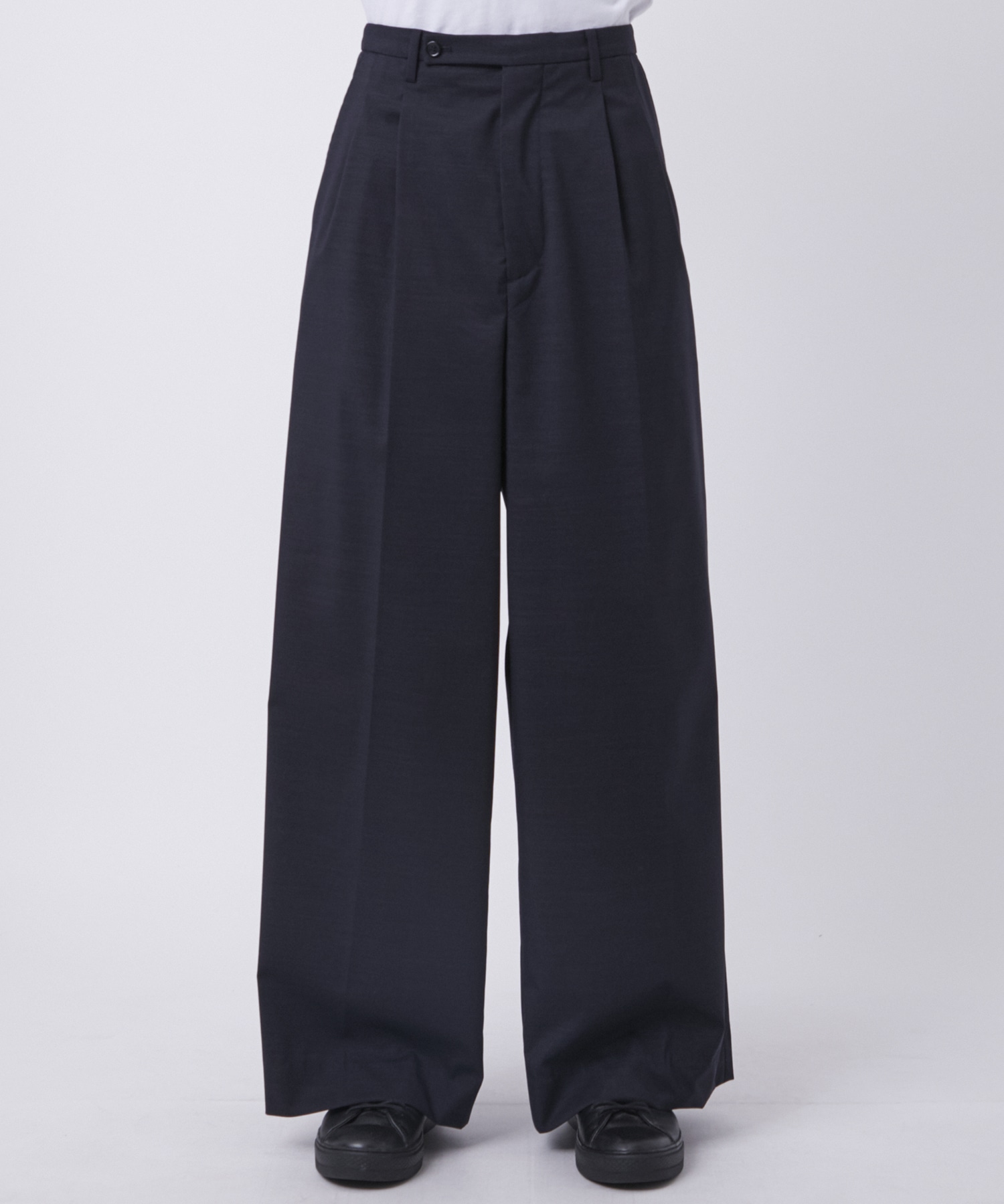 DOUBLE TUCK WIDE TROUSERS