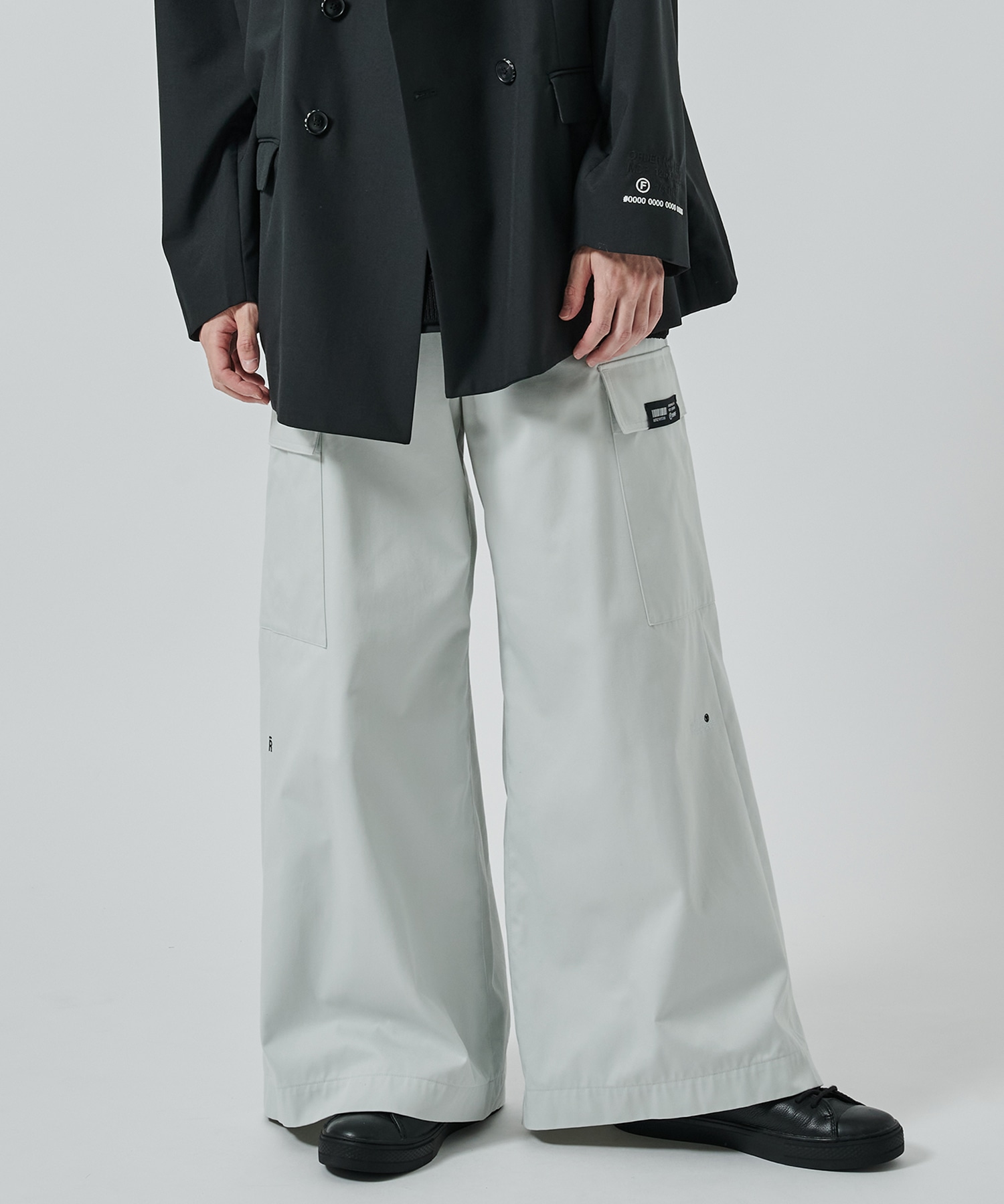 BAGGY CARGO PANTS