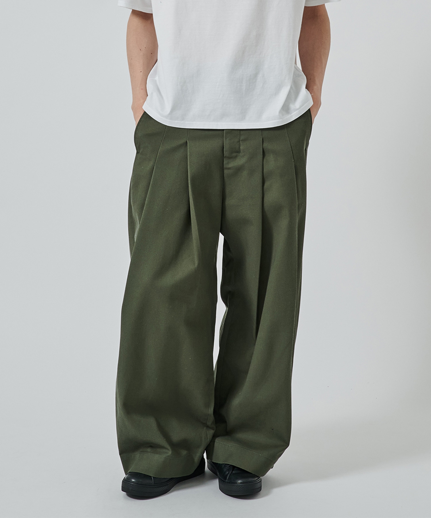 BAGGY WITH DICKIES