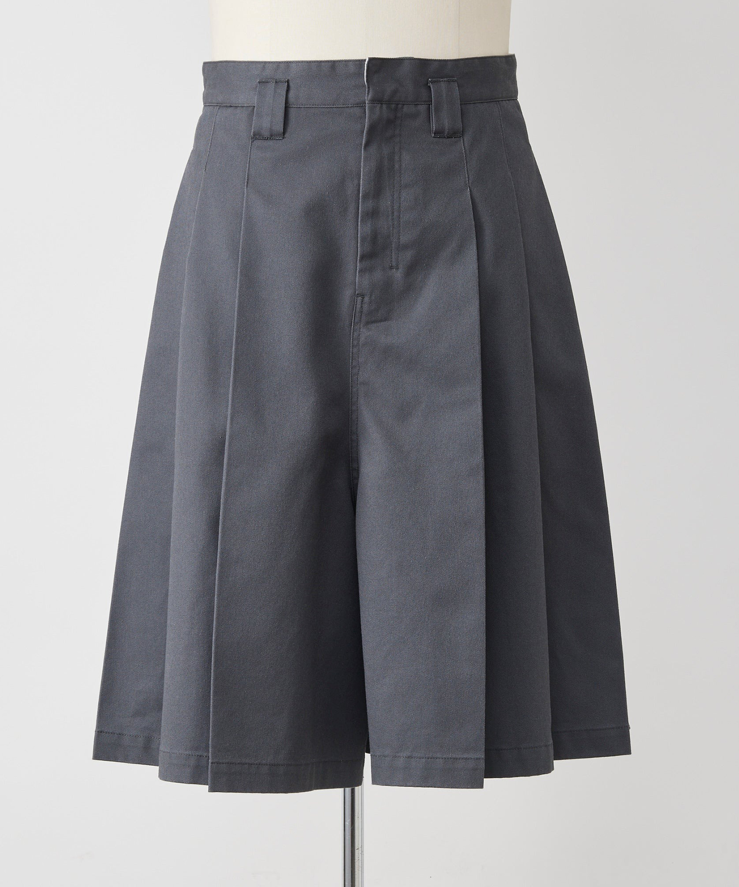 SCOTTISH WITH DICKIES