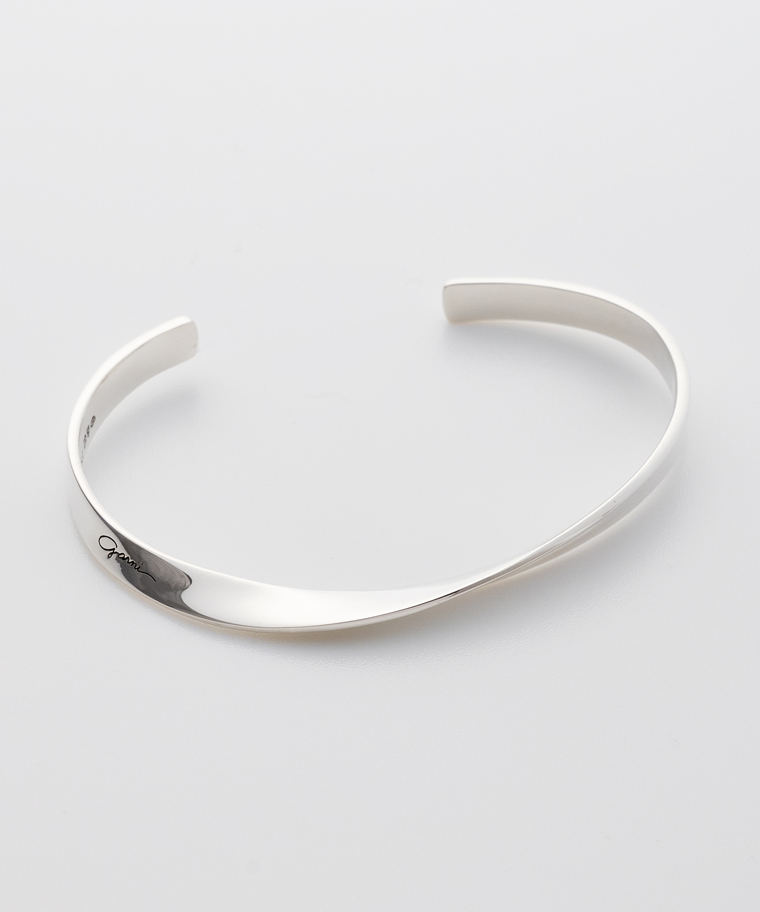 Loop Bangle-Large