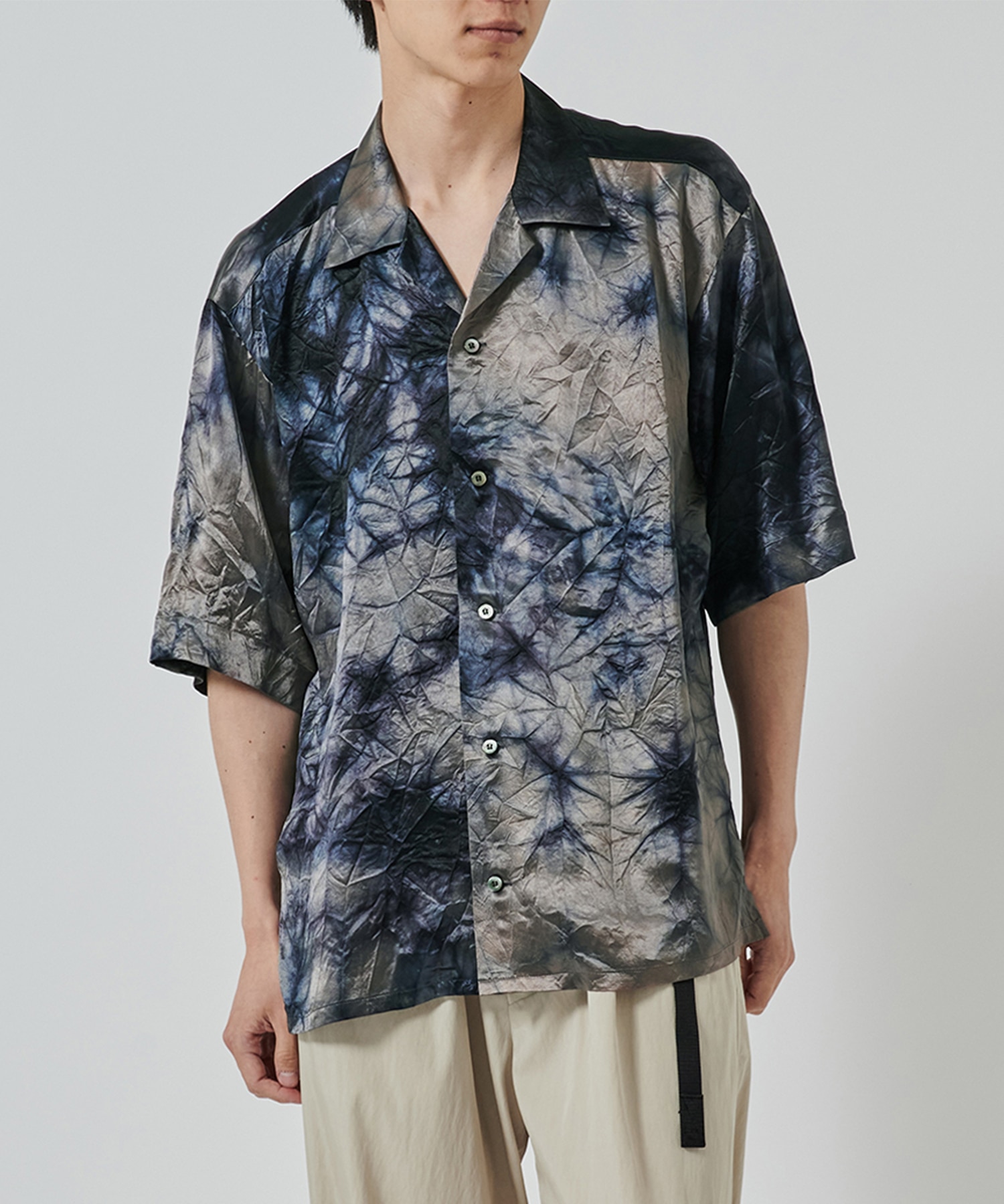 Slit Sleeve Open Collar Shirt