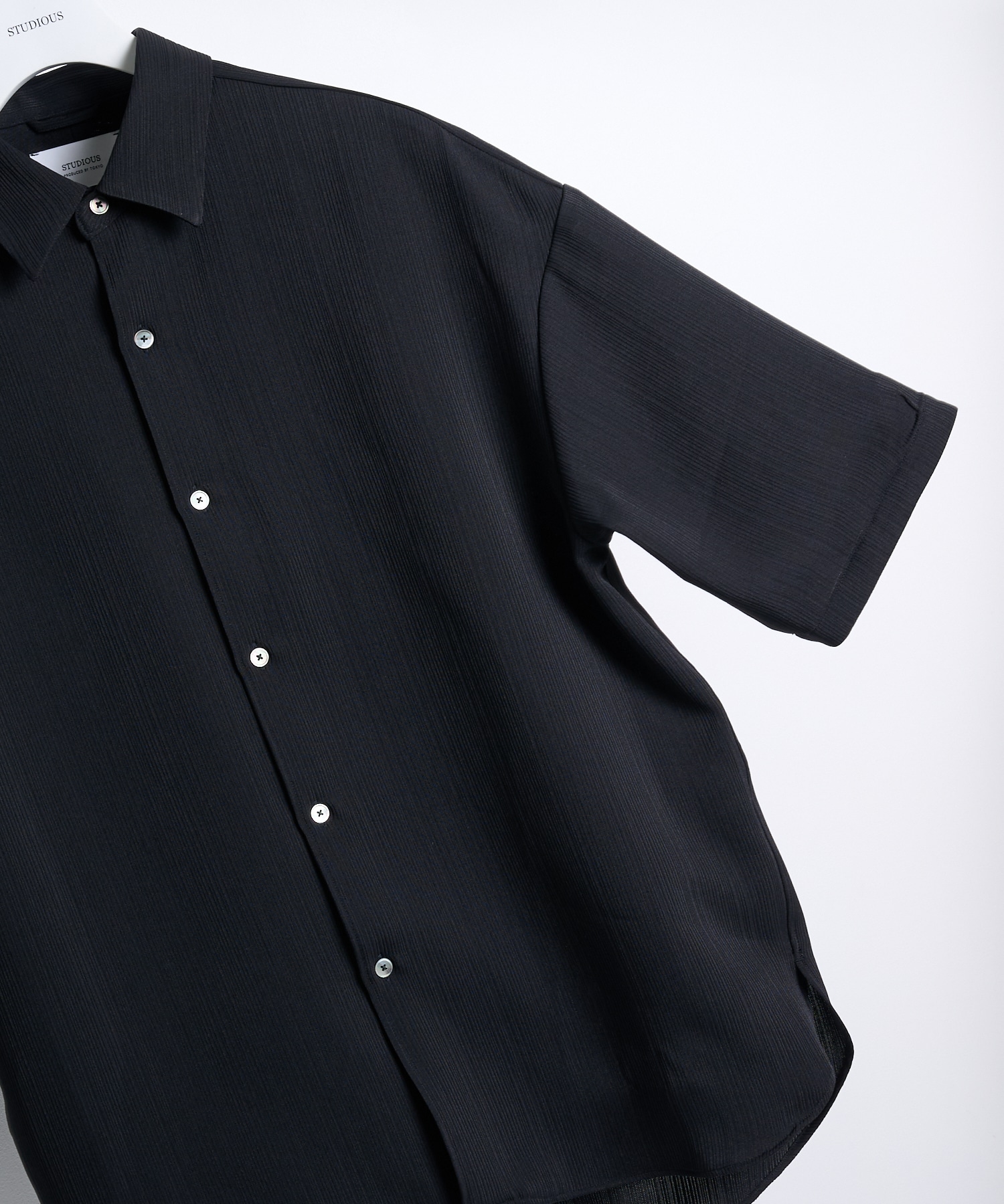 PLEATS SHIRTS