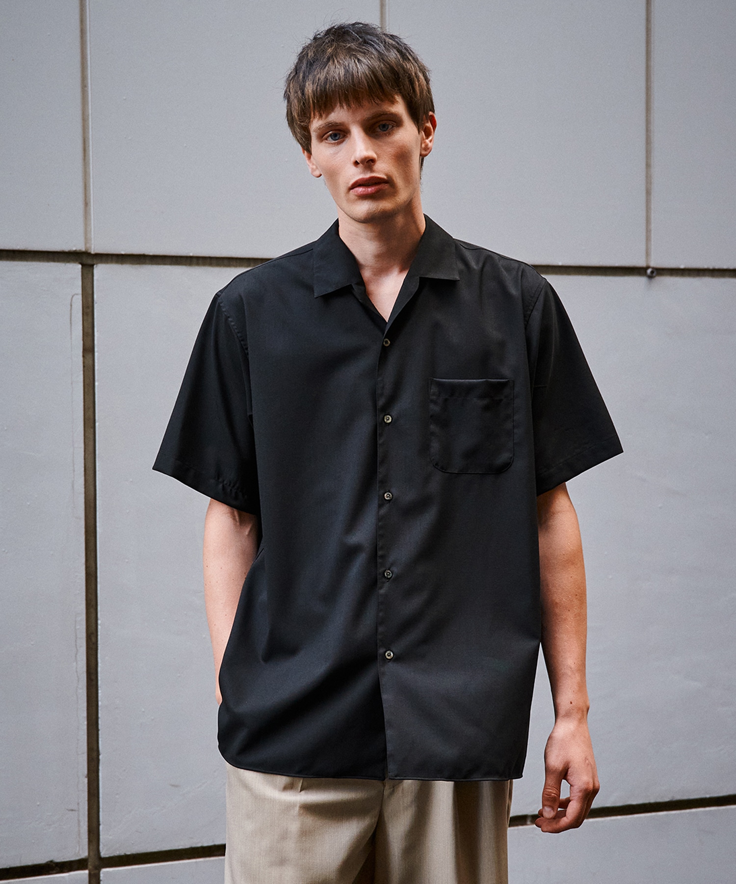 ITALIAN OPEN COLLAR S/S SHIRT