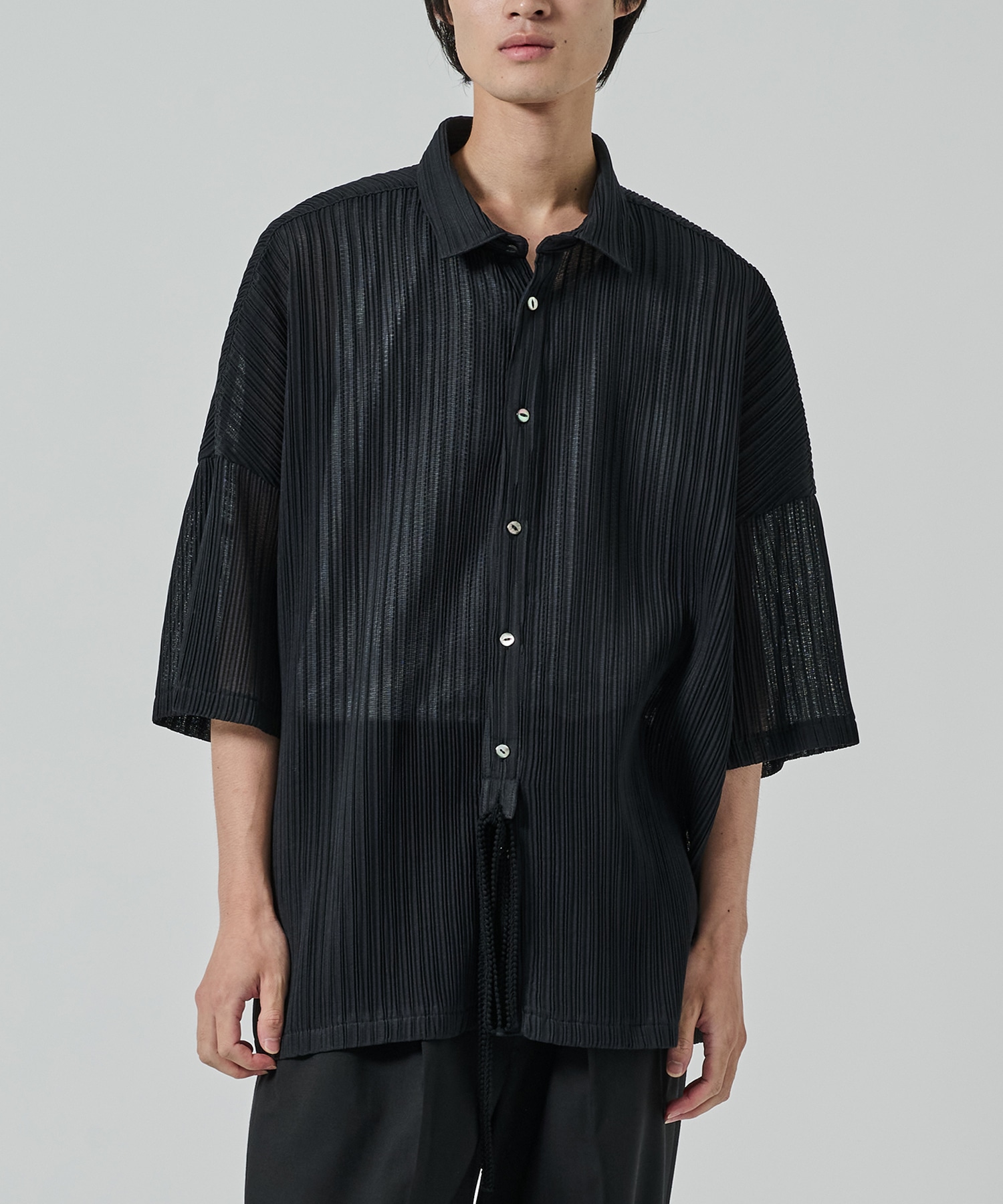 PLEATS SHEER SHIRTS