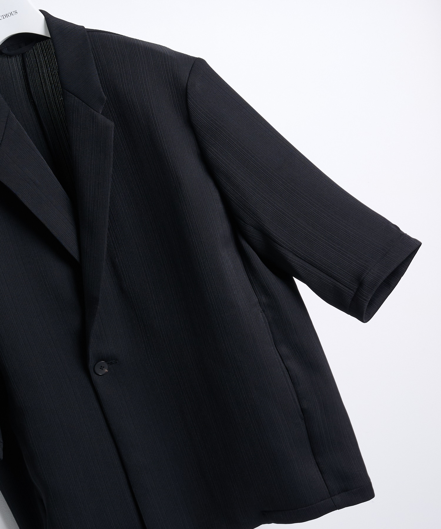 PLEATS HALF SLEEVE JACKET