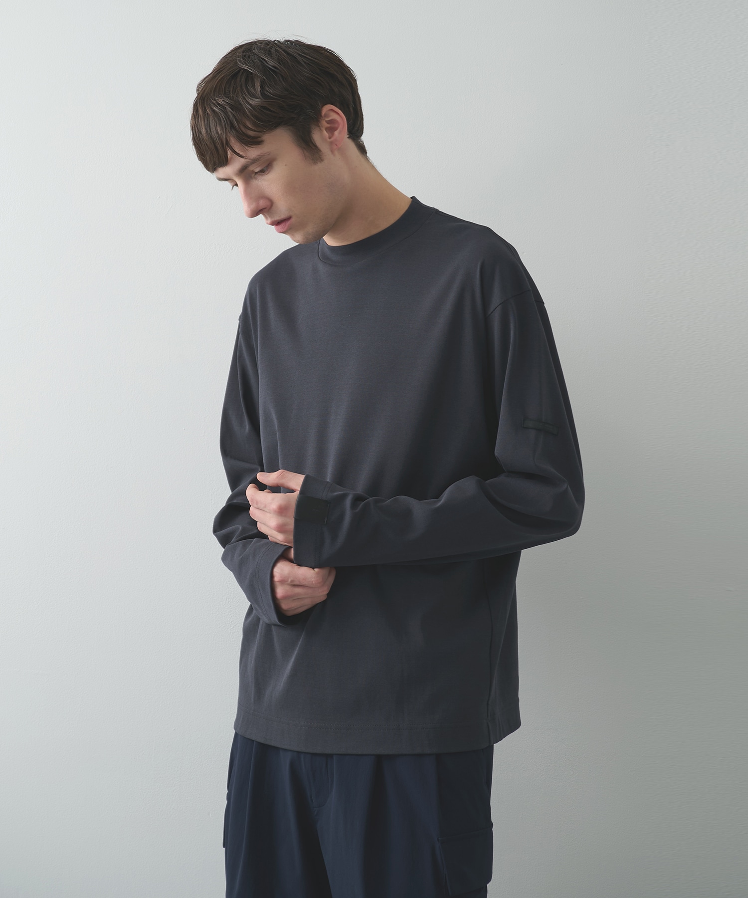2251-CS04-019 CREWNECK LONG SLEEVE