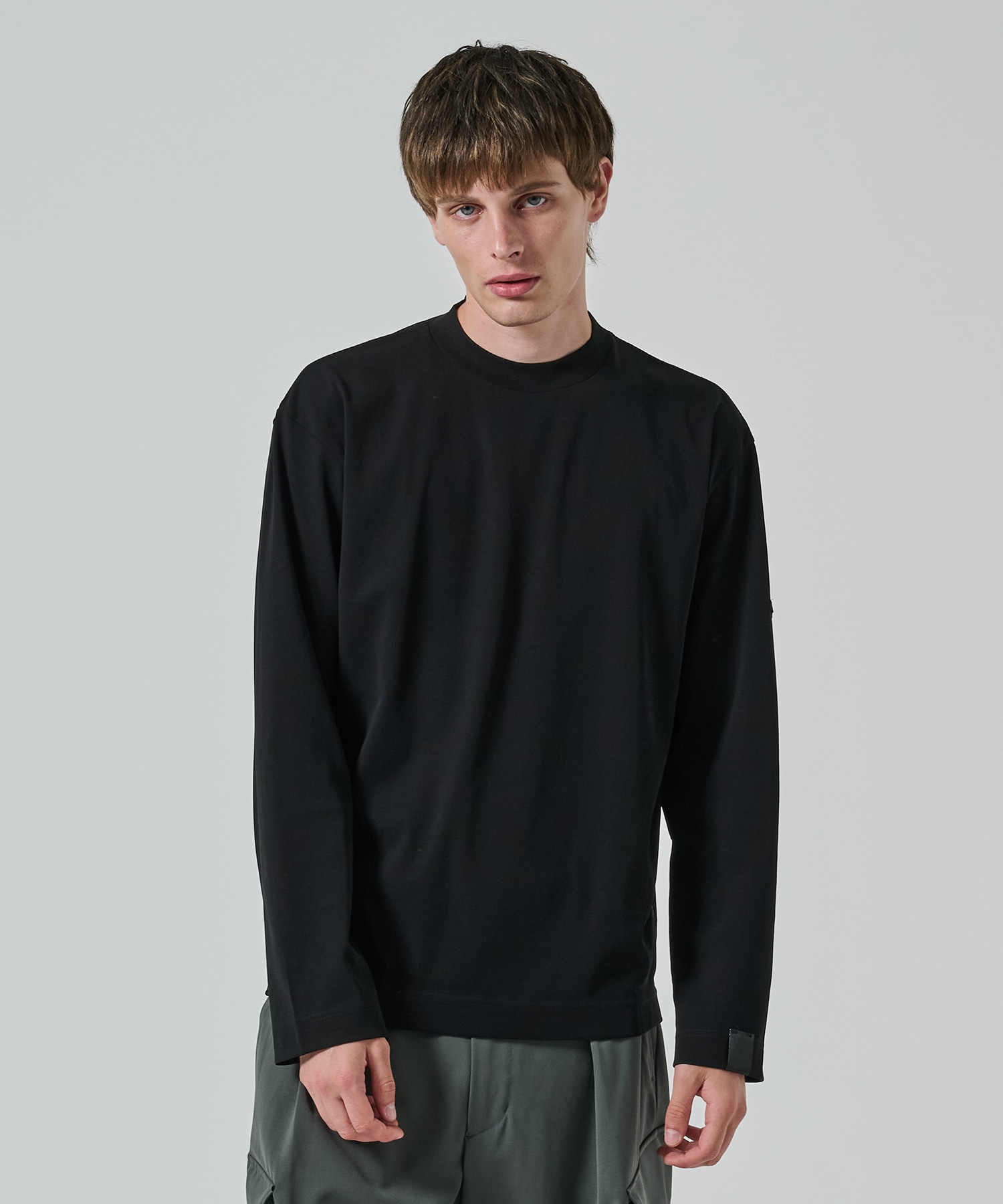 2251-CS04-019 CREWNECK LONG SLEEVE
