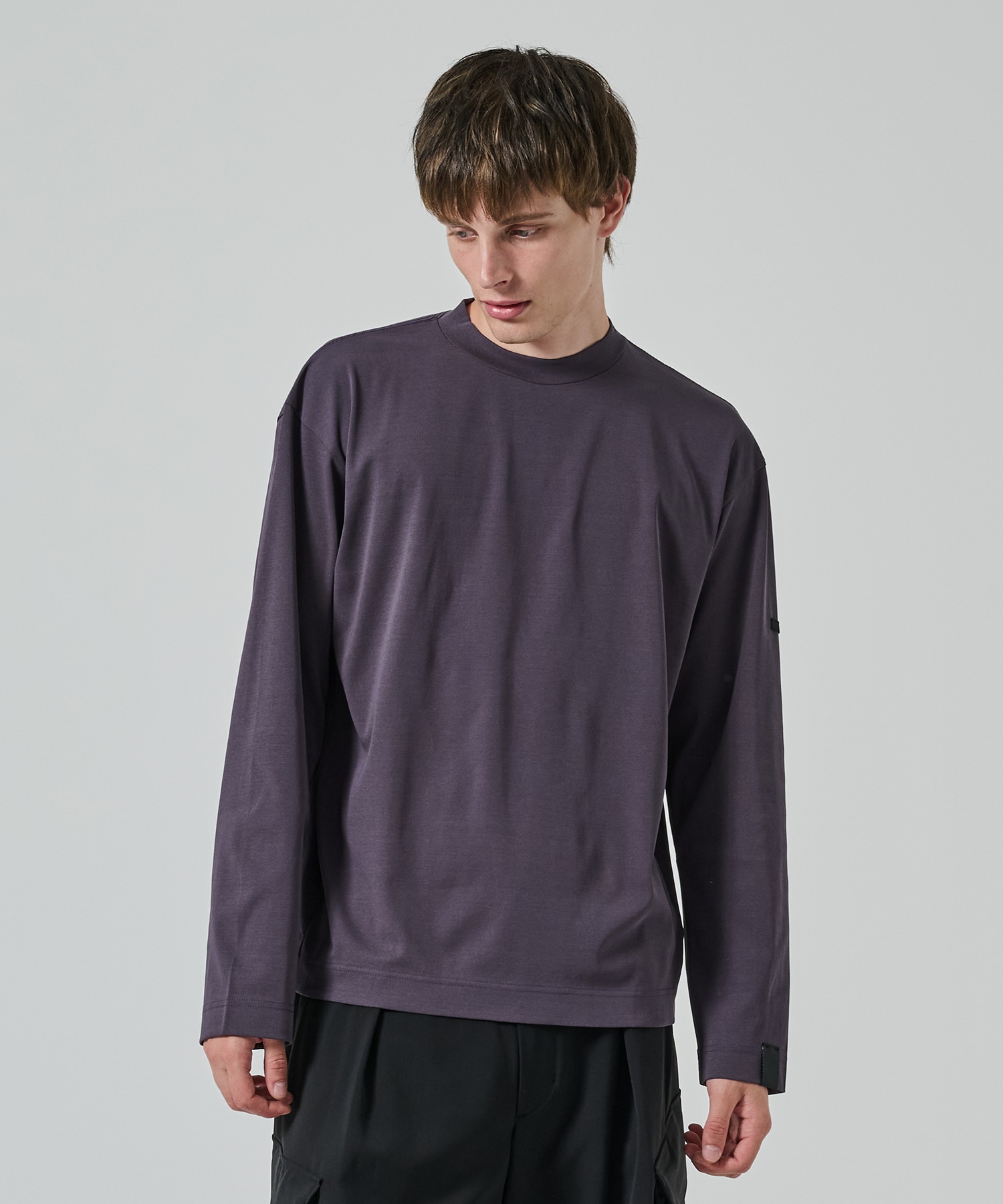 2251-CS04-019 CREWNECK LONG SLEEVE
