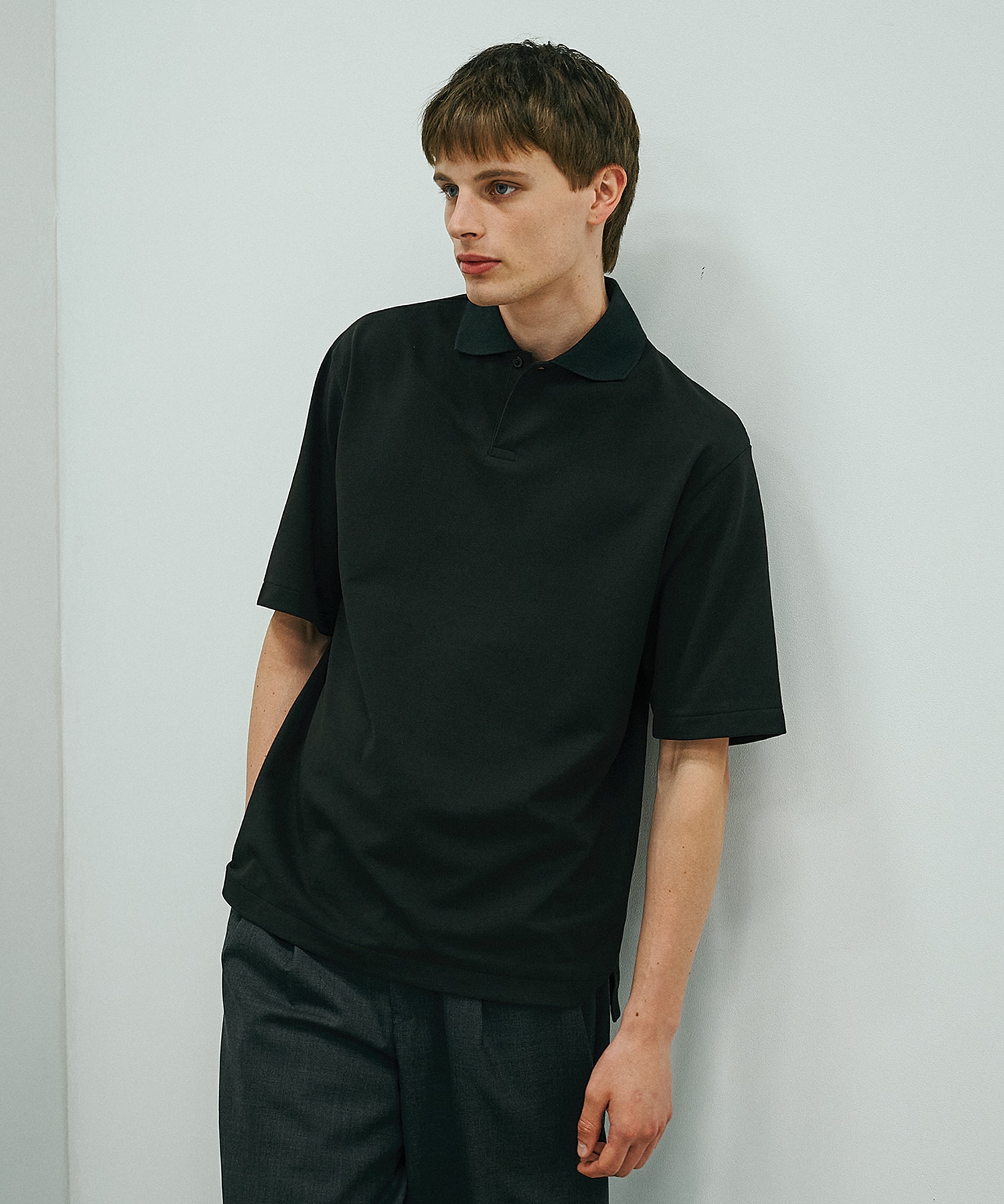 ONE BUTTON POLO S/S TEE