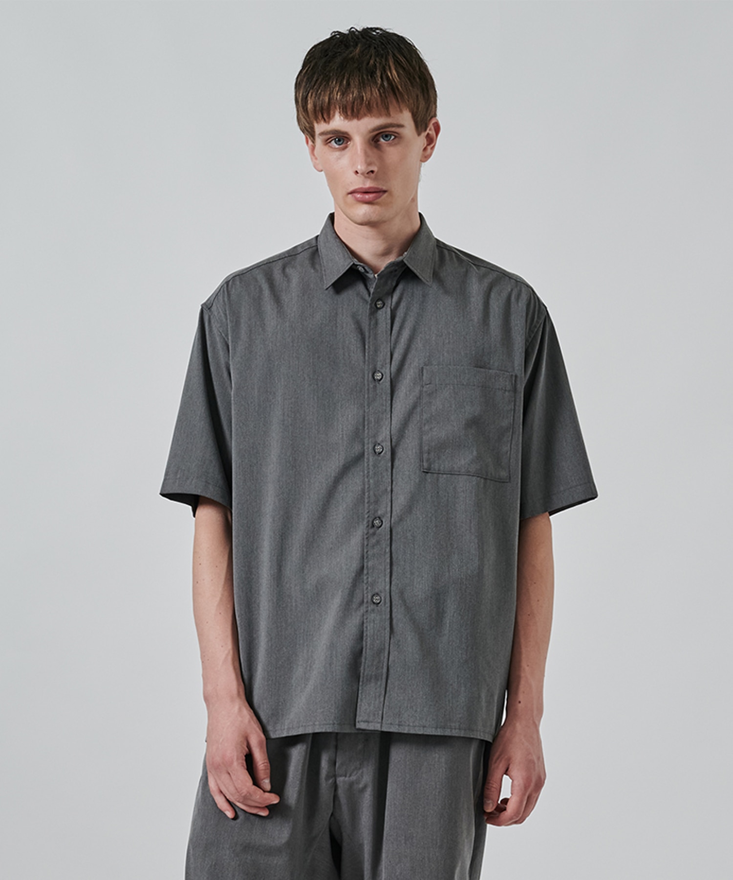〈別注〉REGULAR COLLAR HALF SLEEVE SHIRT