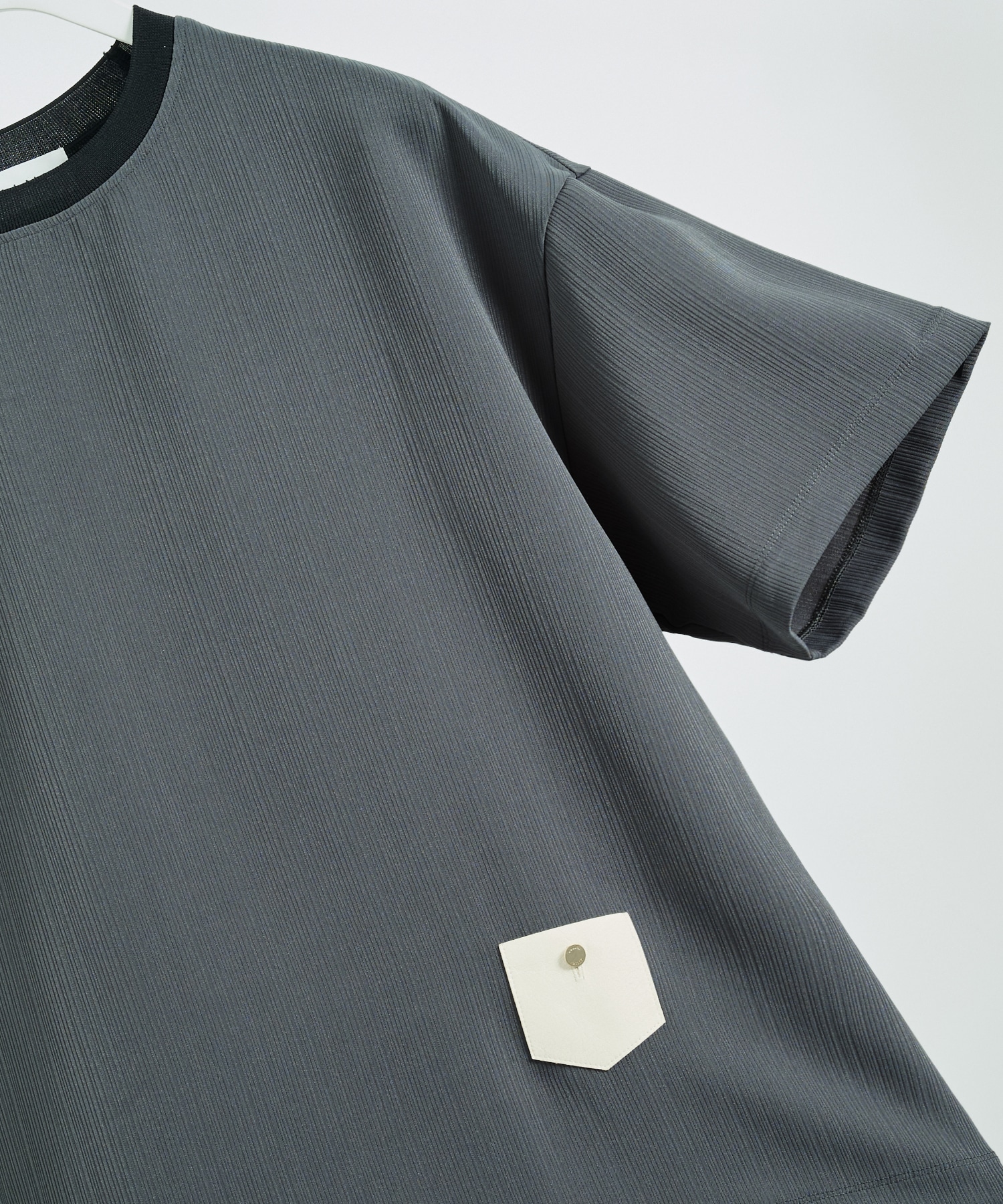 別注 Minimal Pocket S/S PLEATS TEE