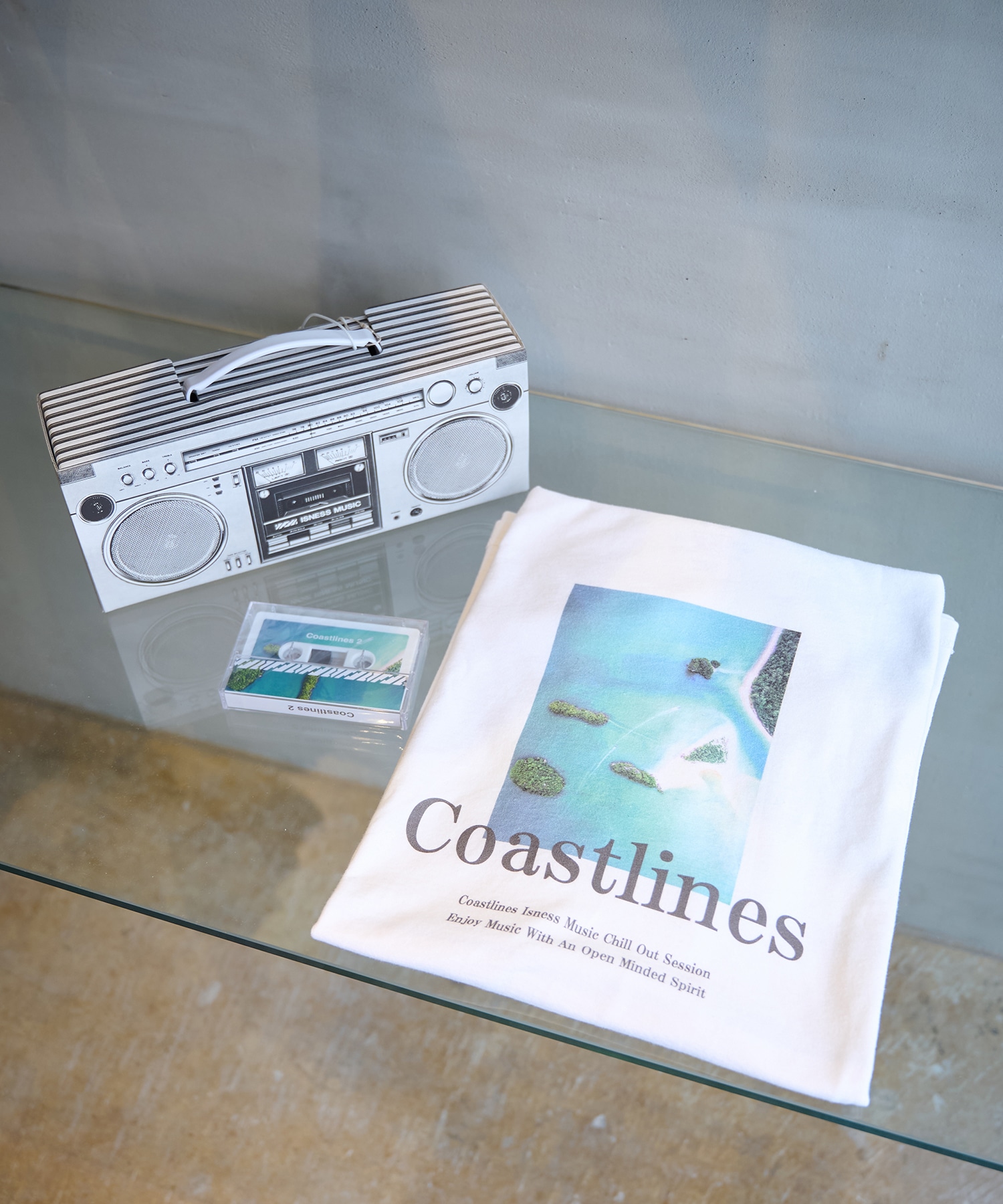 Coastlines T-SHIRT with cassette tape