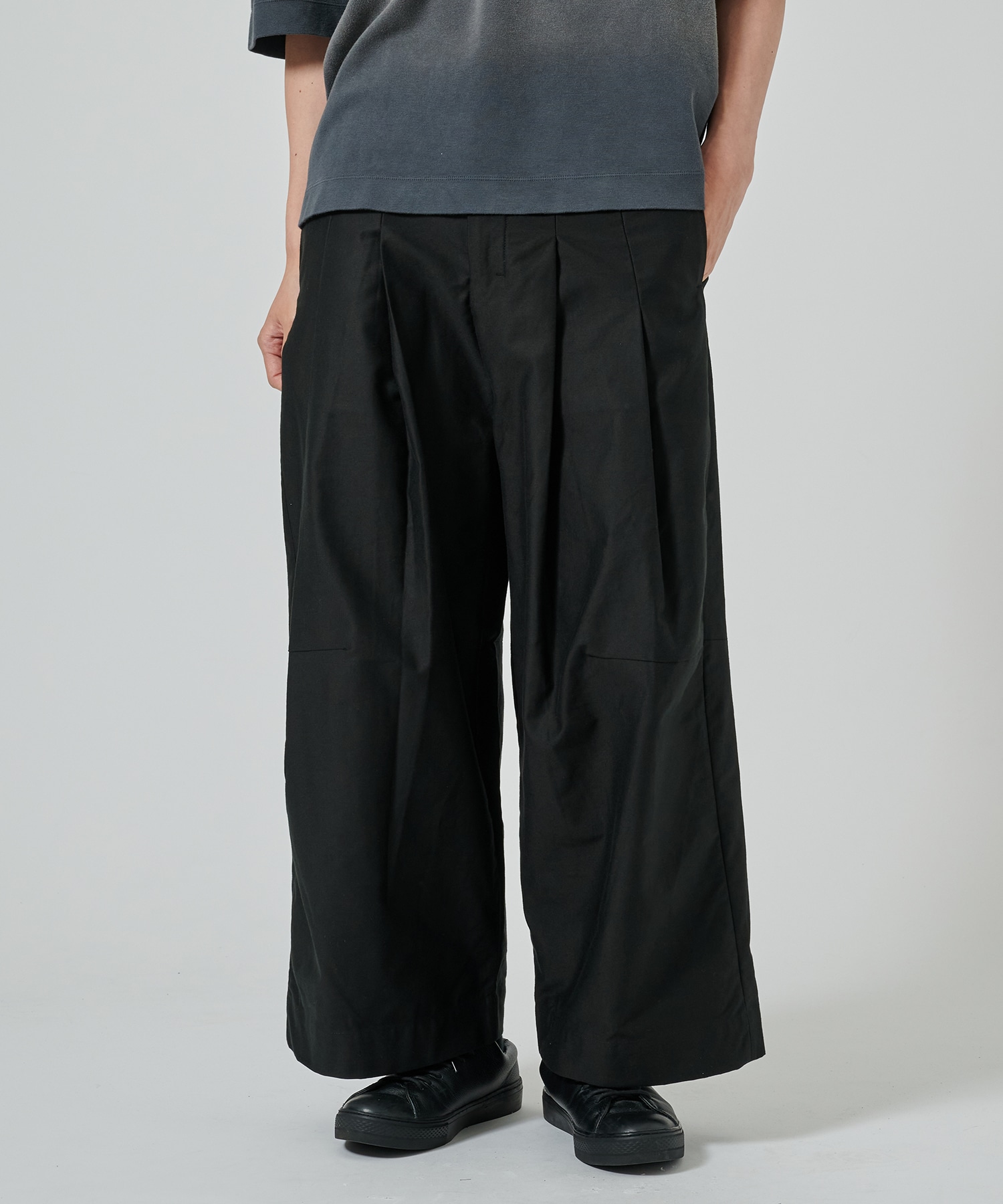 UPCYCLED BAGGY