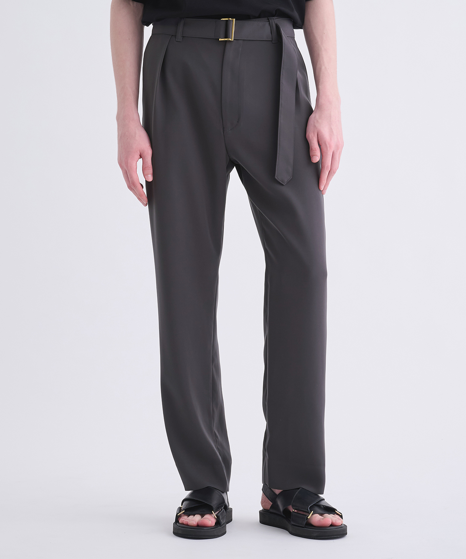 Dry Double Satin 1Tuck Pant with Long Belt