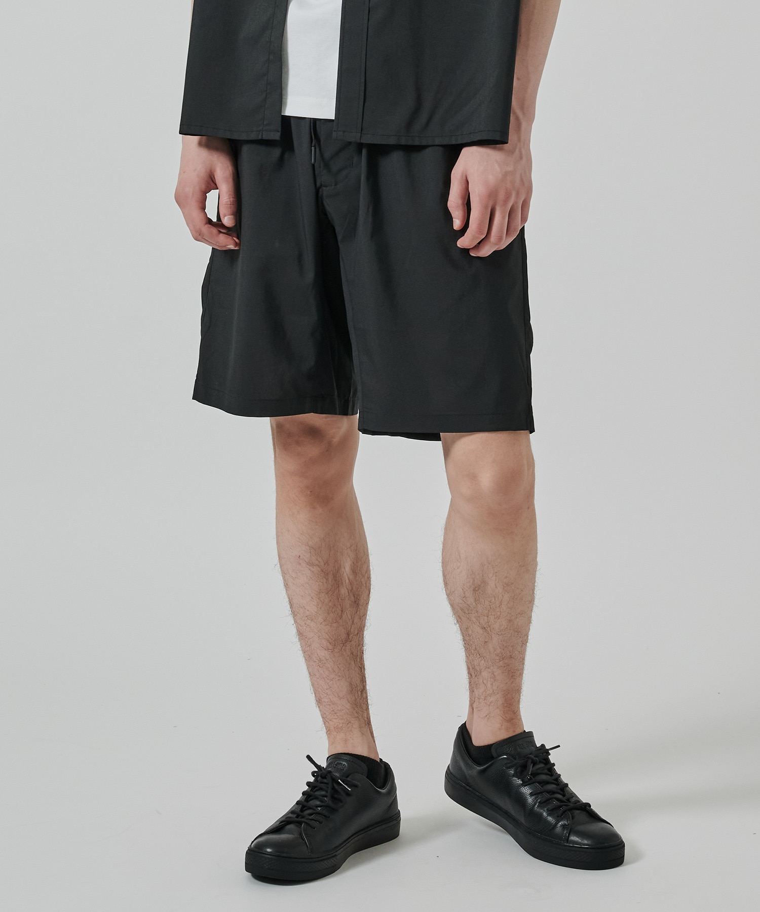 WIDE SHORT PANTS