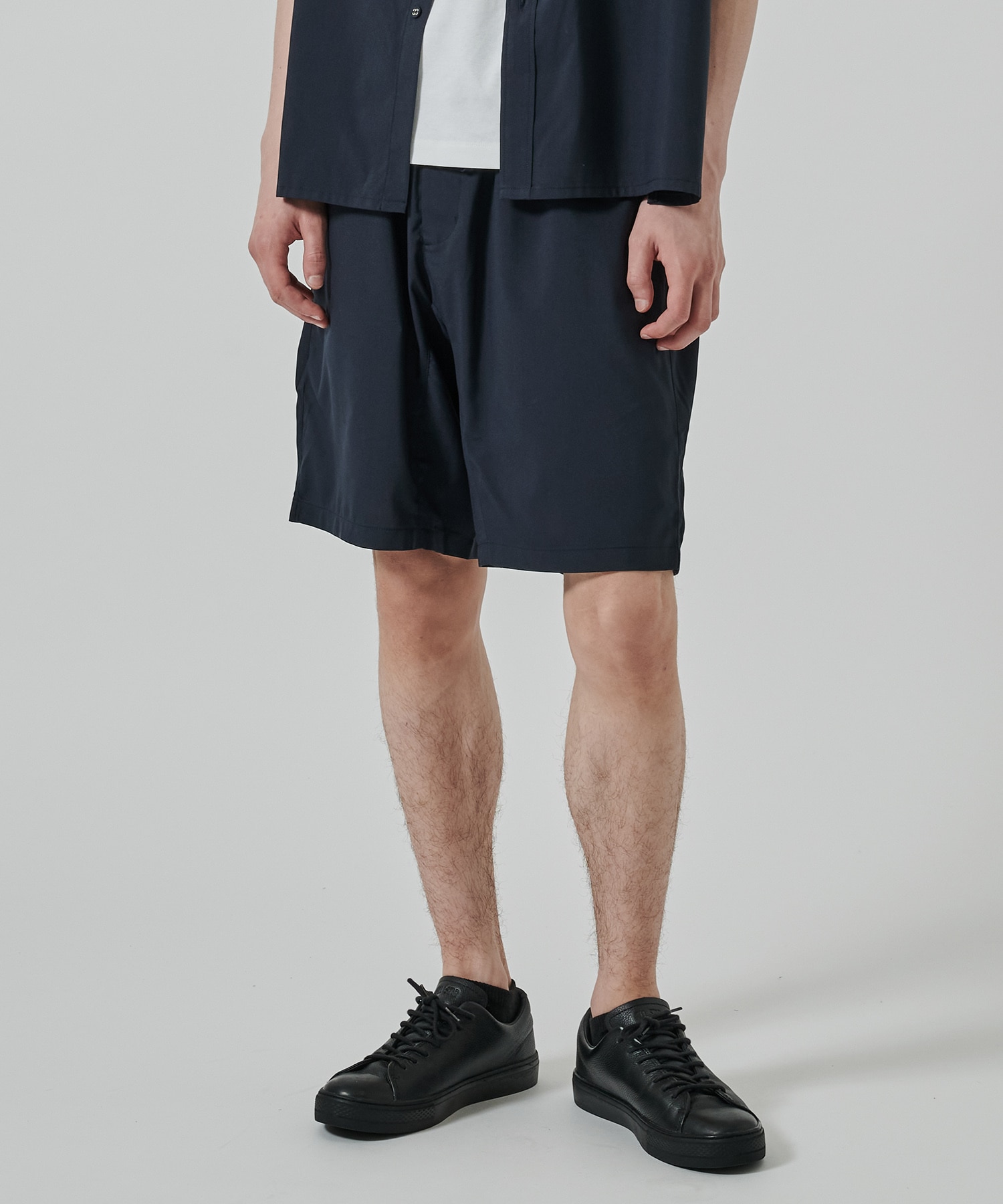 WIDE SHORT PANTS