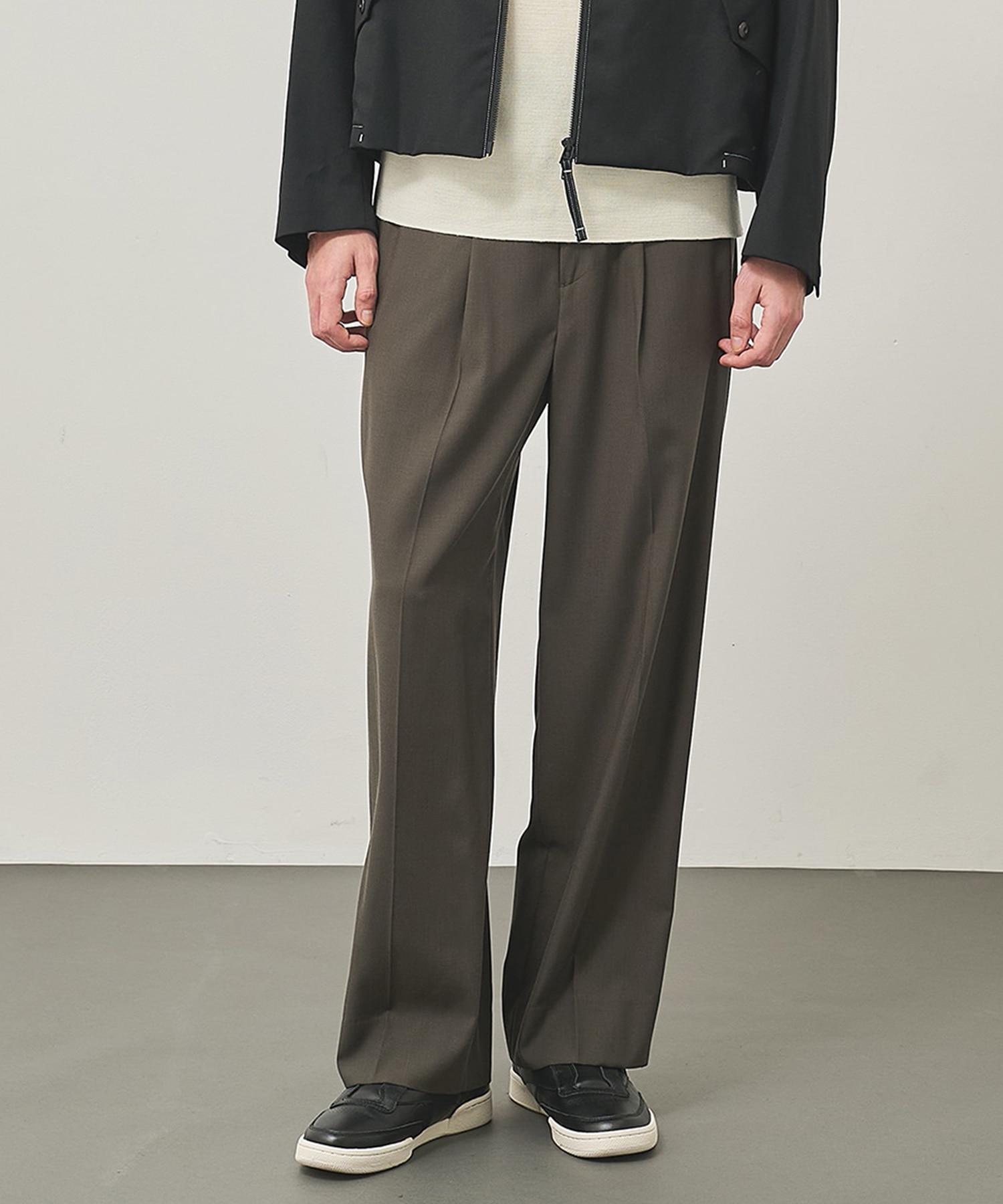 LIGHT WOOL WIDE SLACKS