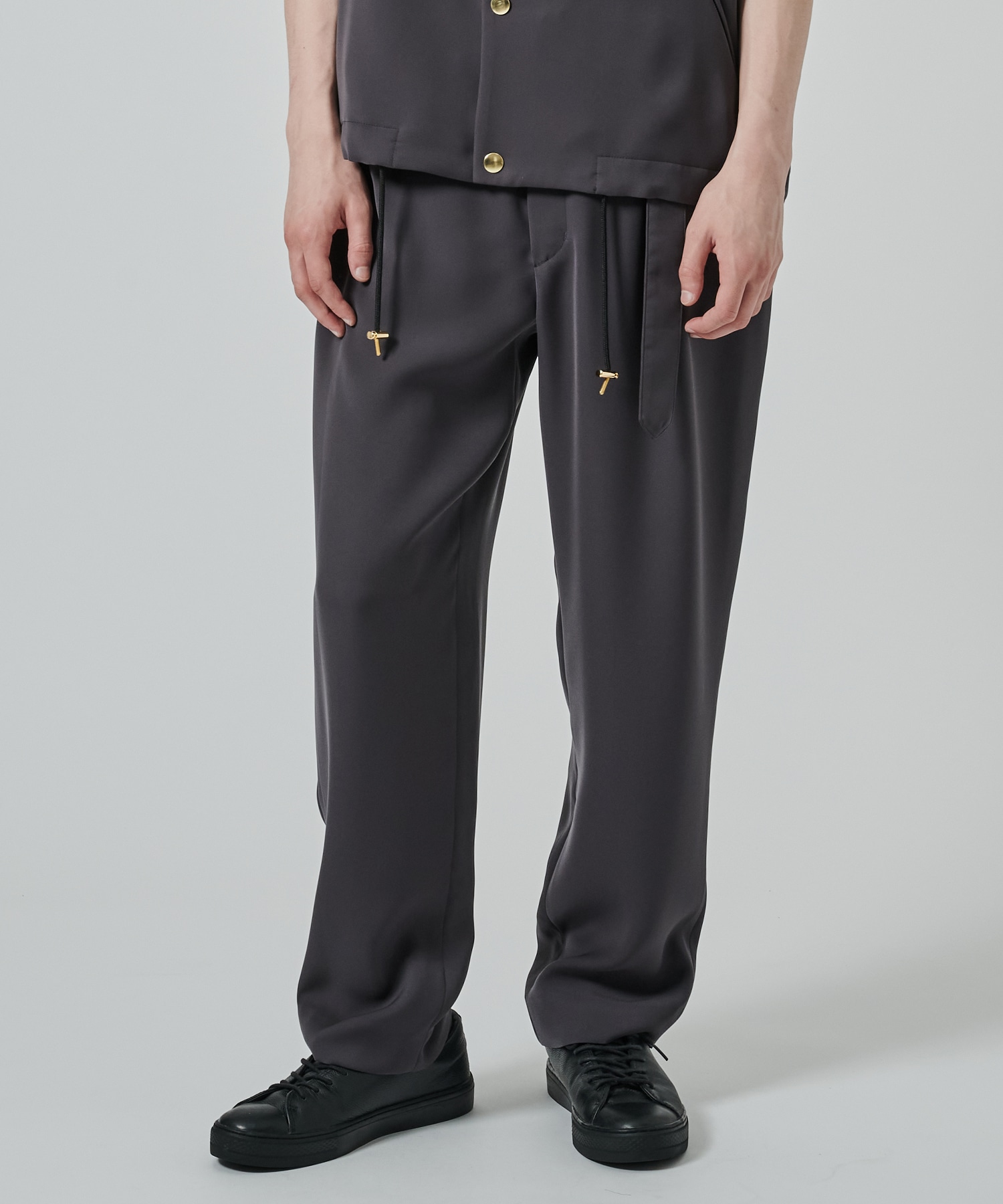 〈別注〉2Tuck Pants with Long Belt for STUDIOUS