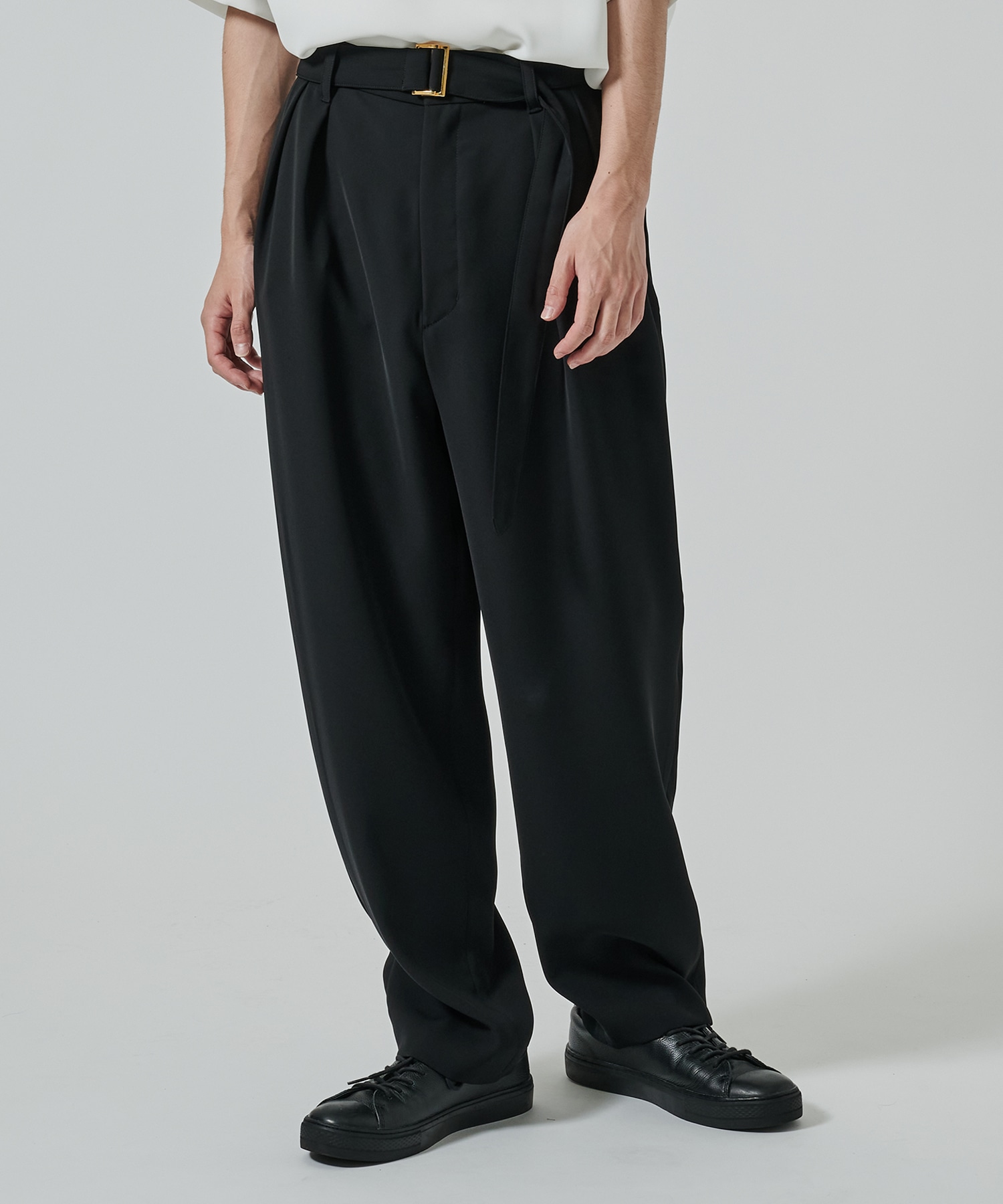 〈別注〉2Tuck Pants with Long Belt for STUDIOUS