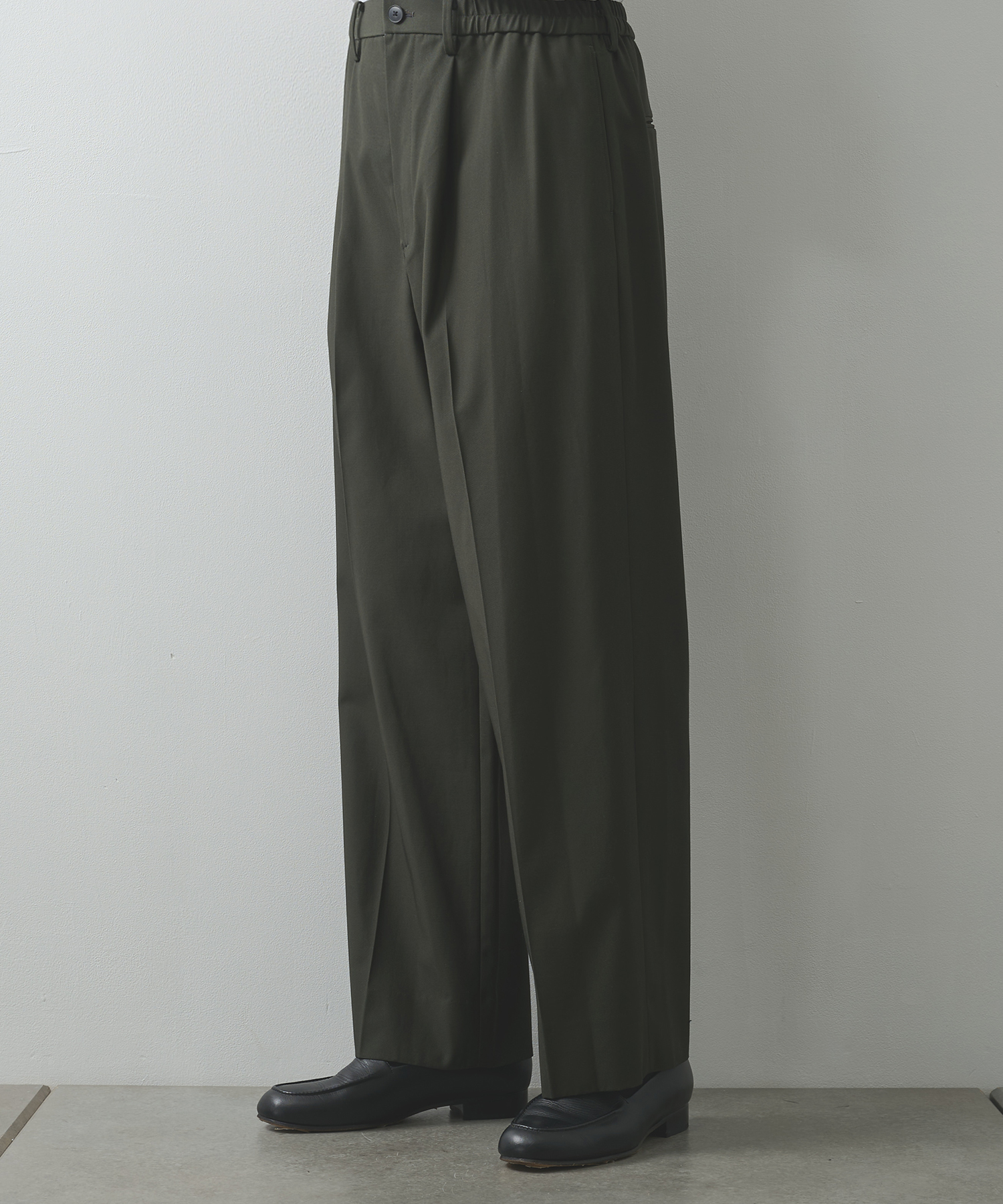 GANSHIN DRILL WIDE SLACKS