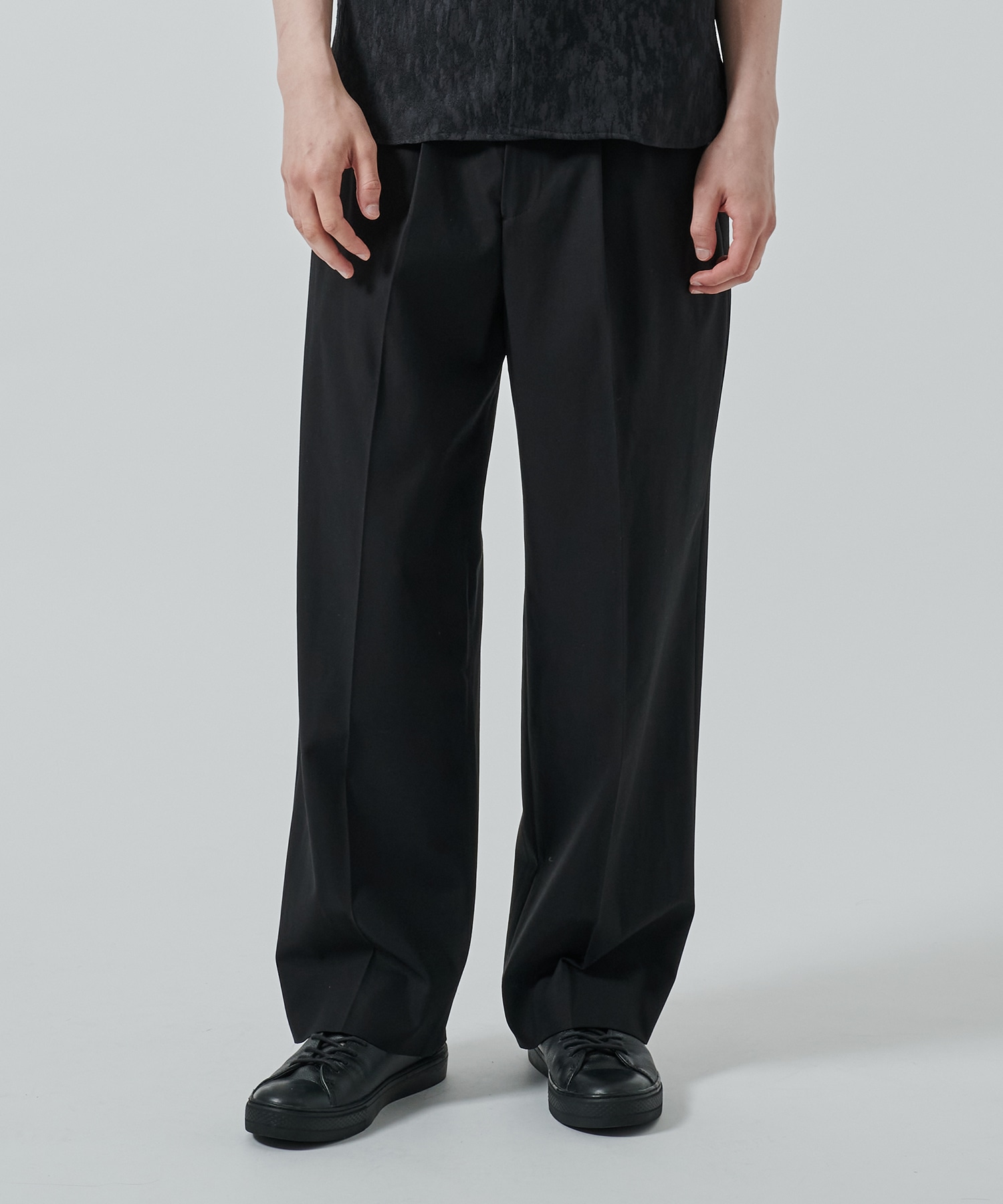 GANSHIN DRILL WIDE SLACKS