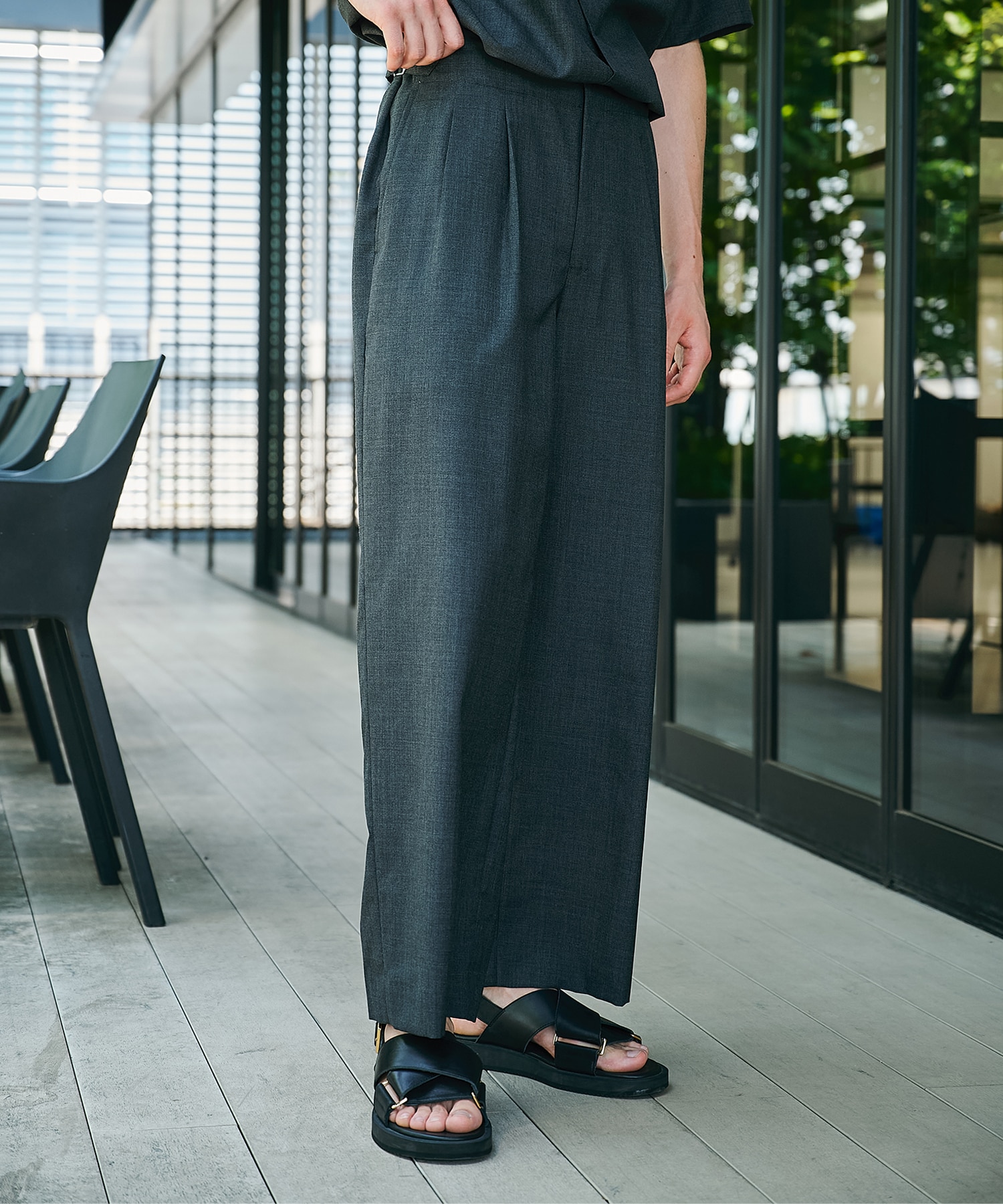 〈別注〉TWO TUCK MILITARY TROUSERS
