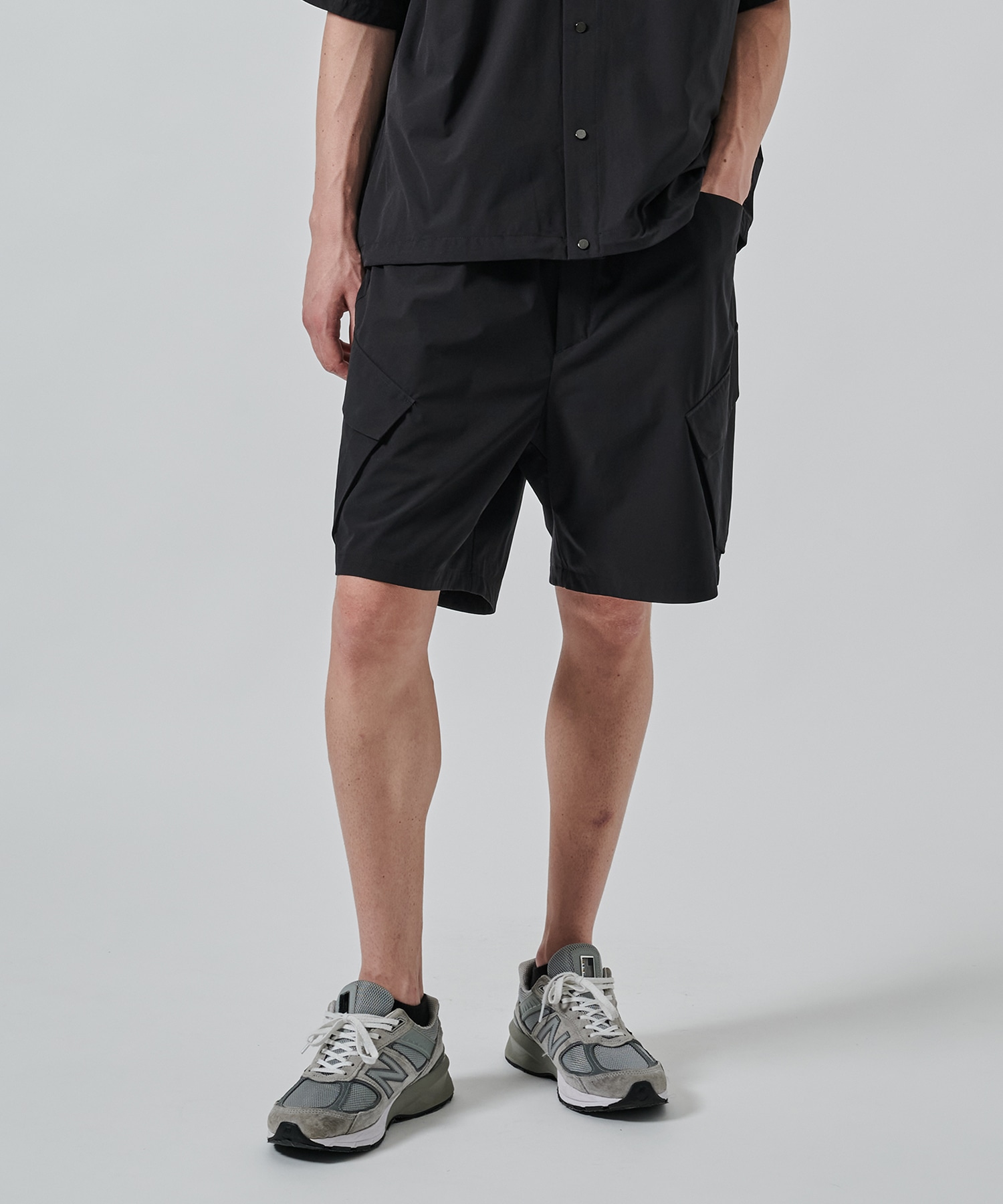 〈別注〉 BLK WIDE CARGO SHORT PANTS