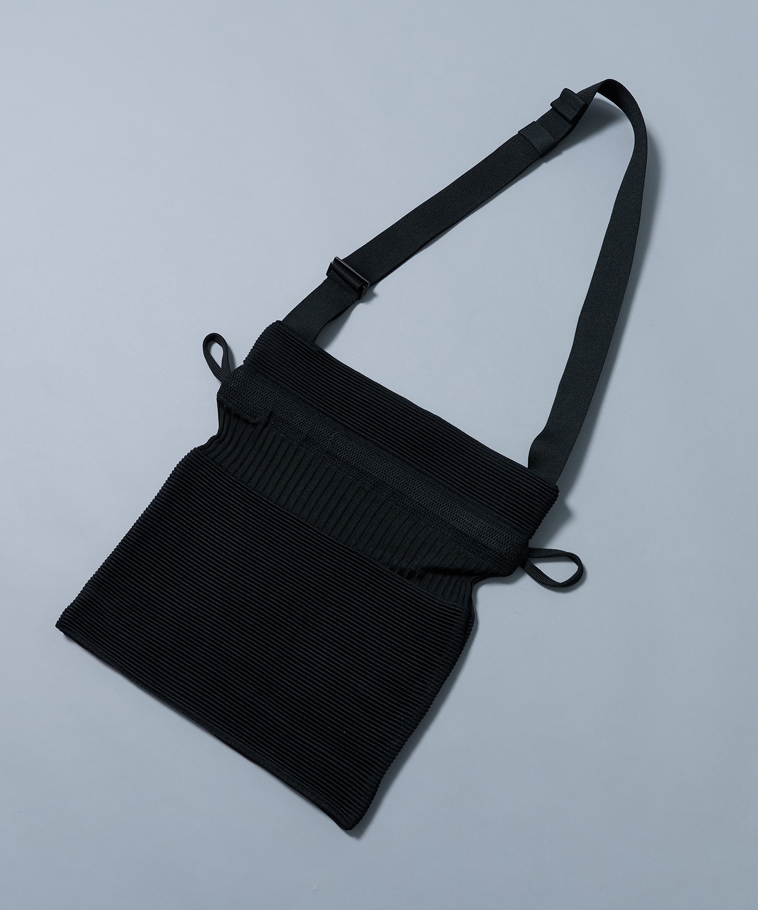 STRATA-DRAWSTRING GUSSET BAG