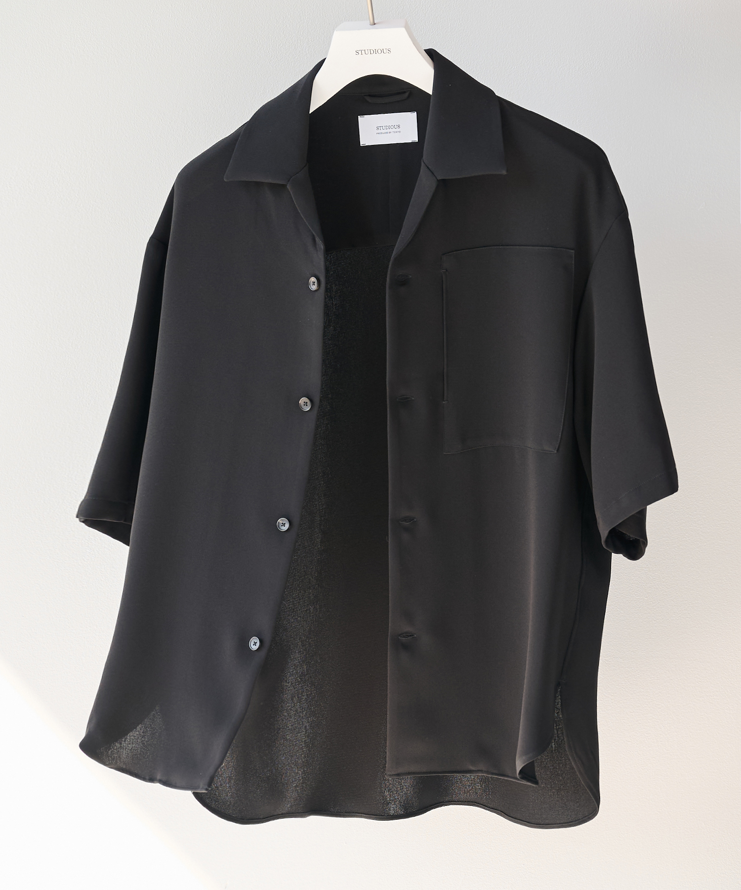 SUMMER ESSENTIAL SHIRTS S.S